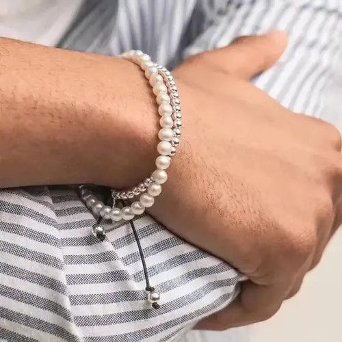 Other 6mm Elastic Pearls Bracelet Size ONE SIZE - 1 Thumbnail
