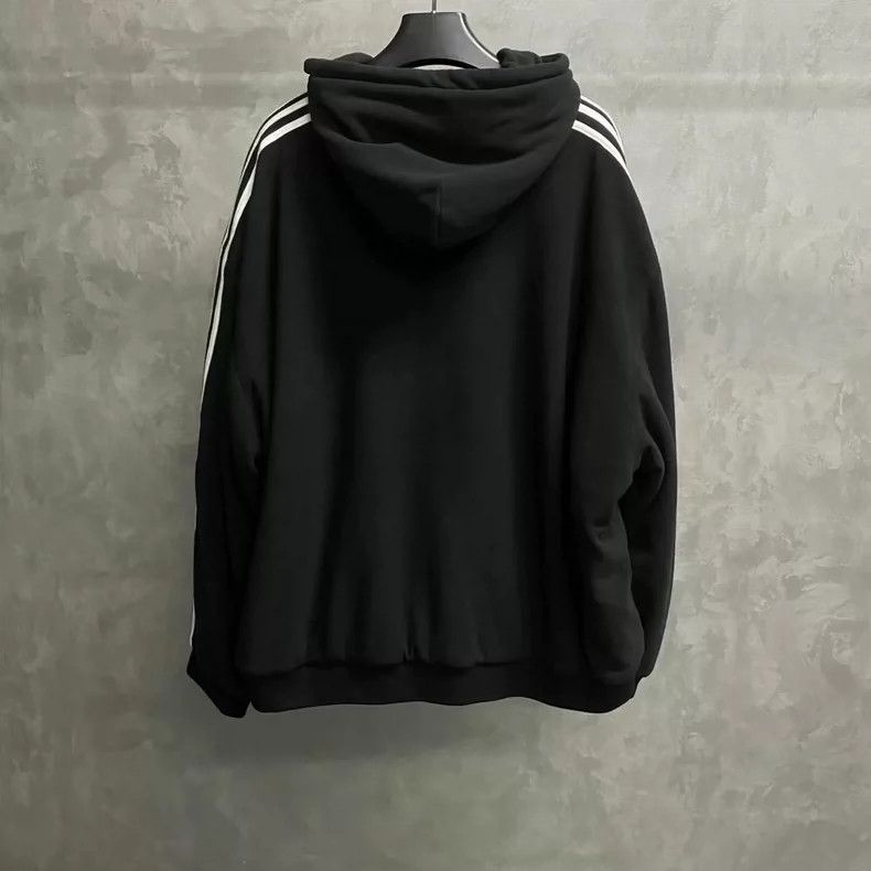 Balenciaga Balenciaga Black polar fleece embroidered logo zip-up hood Size US M / EU 48-50 / 2 - 2 Thumbnail