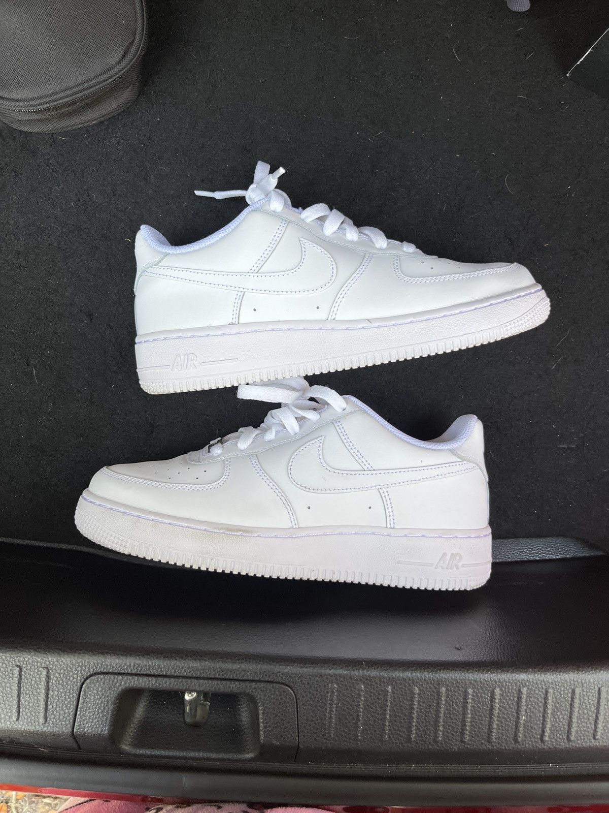 Nike Air force one not size 7 but size 7y Size US 7 / EU 40 - 4 Thumbnail