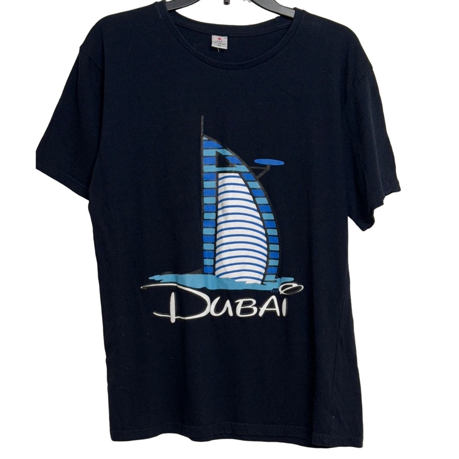 Other DUBAI Sailboat Travel Souvenir Tee Shirt Size XL / US 12-14 / IT 48-50 - 1 Thumbnail