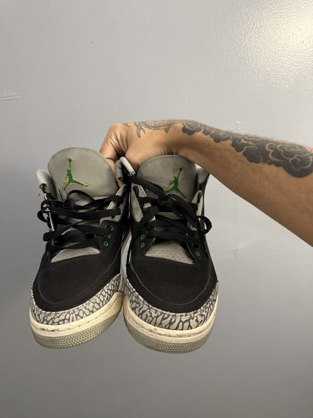 Jordan Brand Pine Green 3s Size US 9.5 / EU 42-43 - 1 Thumbnail