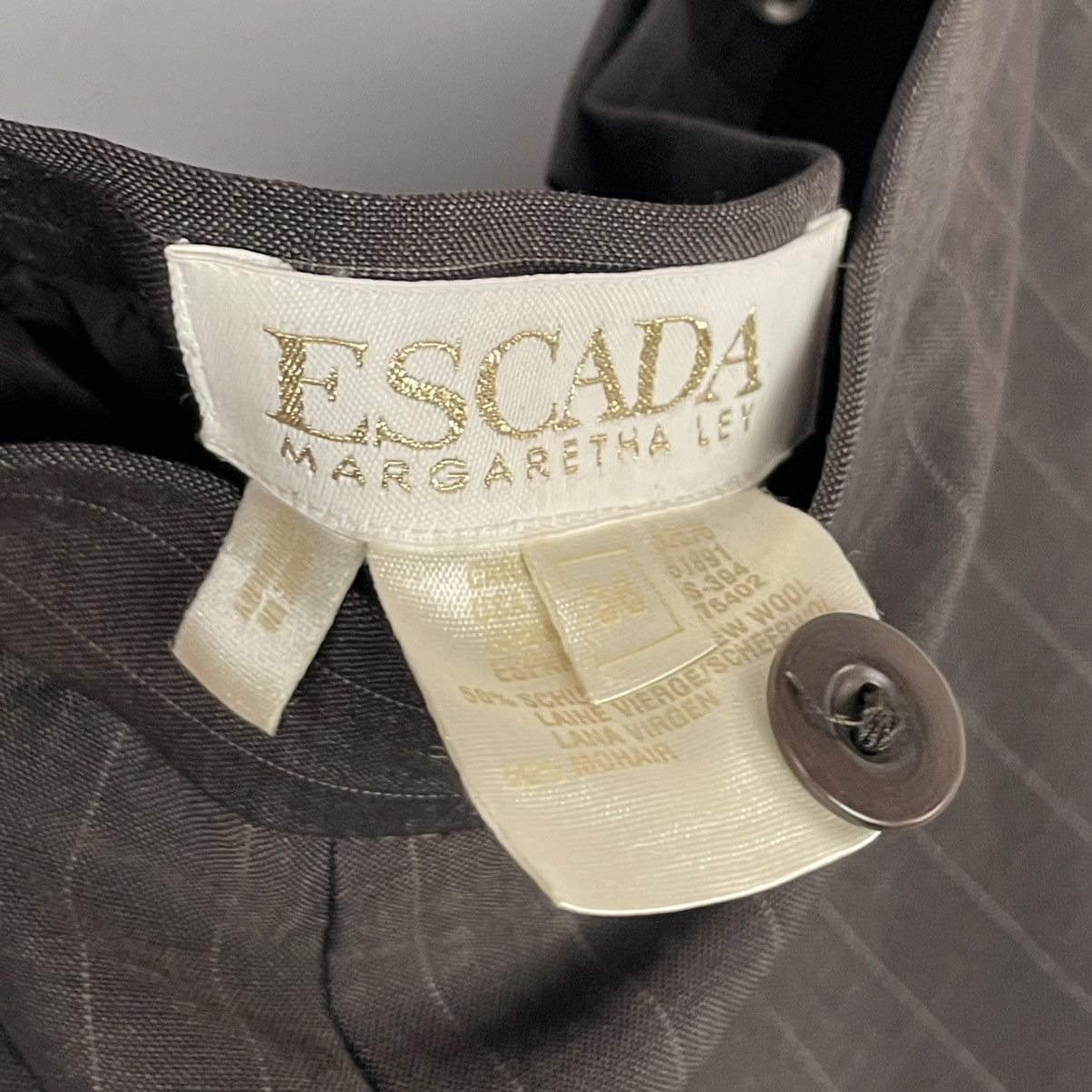 Escada Vintage suit Escada margaretha ley blazer and midi skirt 36 Size XS / US 0-2 / IT 36-38 - 16 Thumbnail