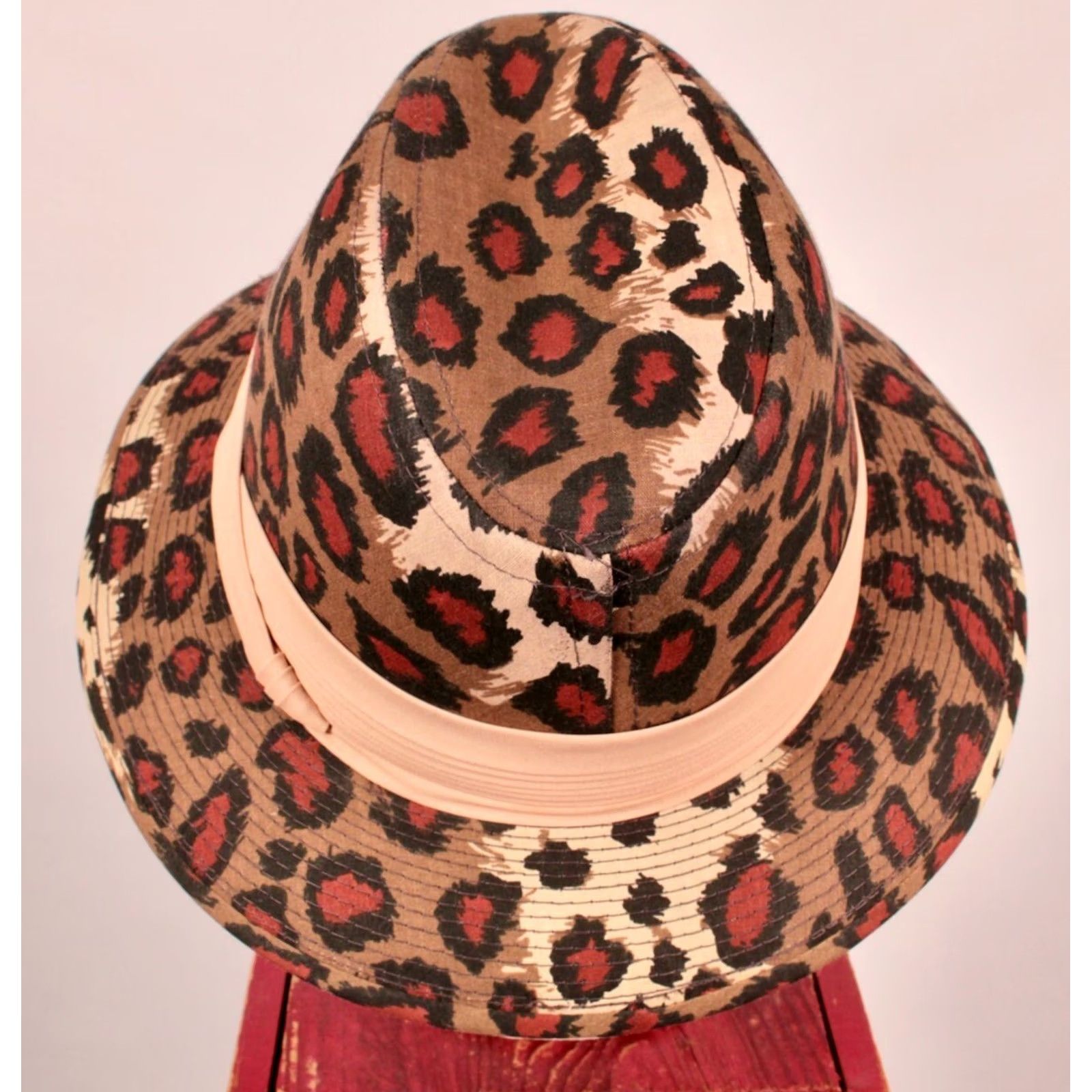 Vintage Item Specifications: Brand: Harcfield Size ONE SIZE - 4 Thumbnail
