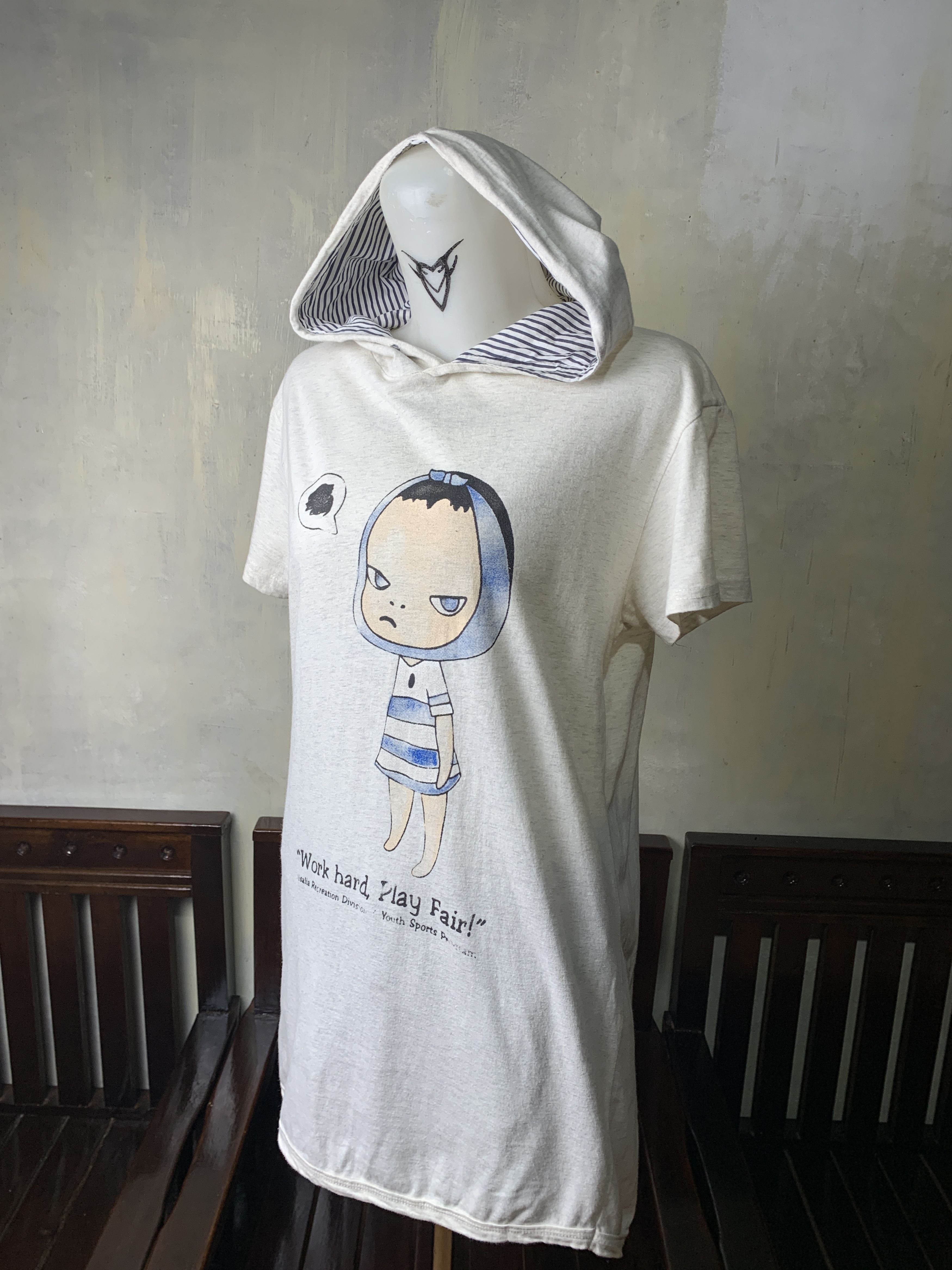 Japanese Brand Yoshimoto Nara Art Off White Hooded Tee (M) Size M / US 6-8 / IT 42-44 - 2 Thumbnail