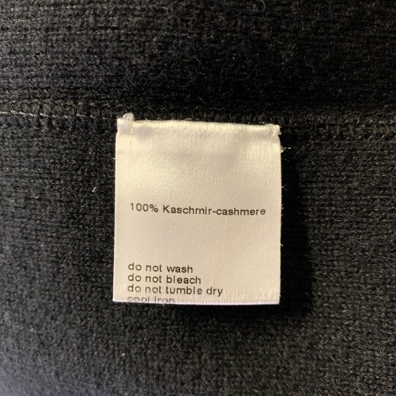 Akris AKRIS Size M Black Cashmere Hoodie Cardigan Size M / US 6-8 / IT 42-44 - 6 Thumbnail