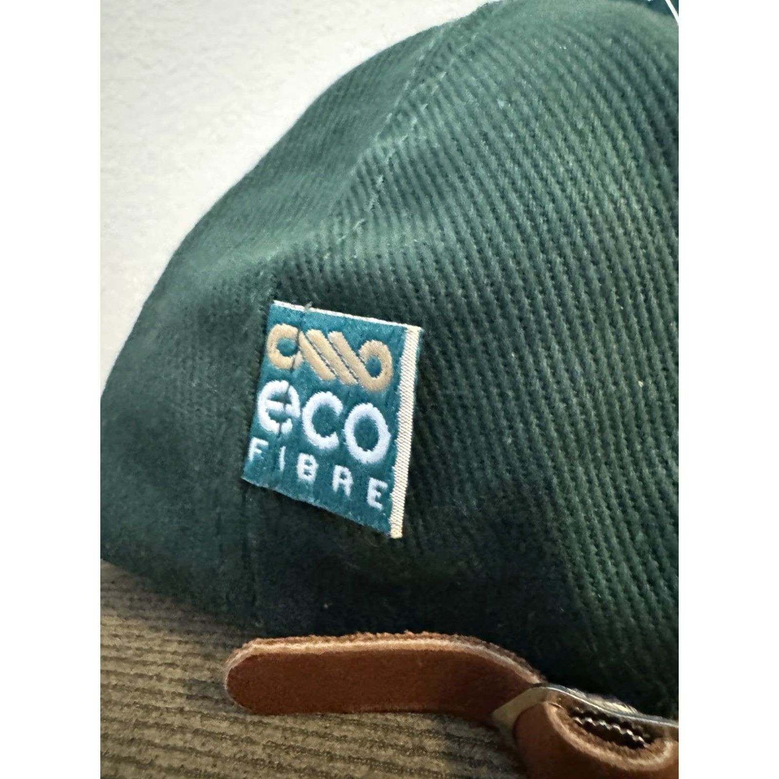 Vintage VINTAGE EcoFibre Baseball Cap Men Green NWT Leather Strap Back Hat Cars Theme One Size Size ONE SIZE - 6 Thumbnail