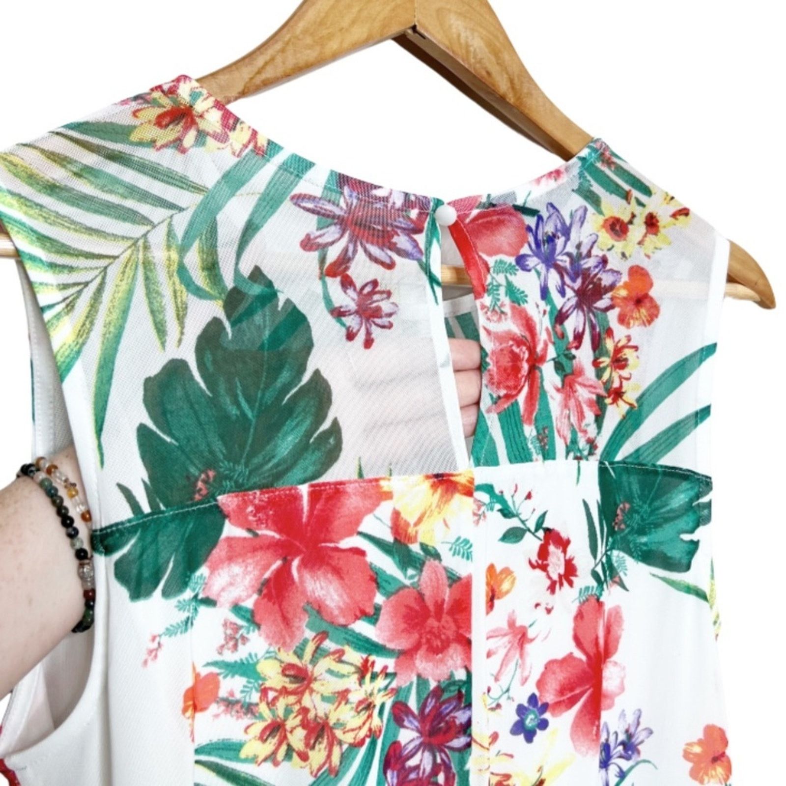 Apt. 9 New with Tag Women’s APT 9 Tropical Print Ruffle Tank Top Size M / US 6-8 / IT 42-44 - 10 Thumbnail