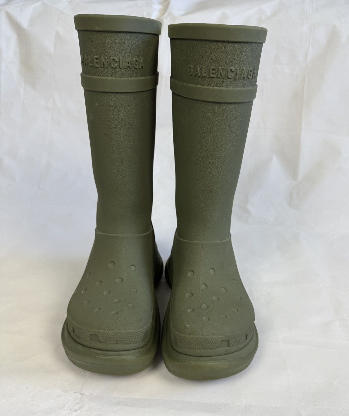Balenciaga × Crocs Balenciaga Crocs Clog Boot 2.0 ‘Army Green’ SS22 Size US 8 / EU 41 - 2 Thumbnail