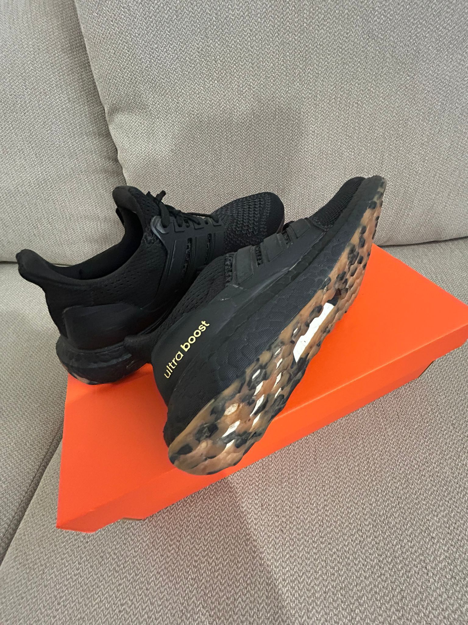 UltraBoost 1.0 Black Gum