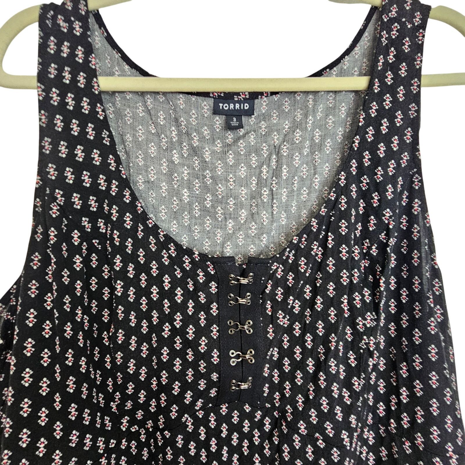 Torrid Torrid Geometric Floral Print Clasp Front Babydoll Tank Top Size 3XL / US 20-22 - 2 Thumbnail