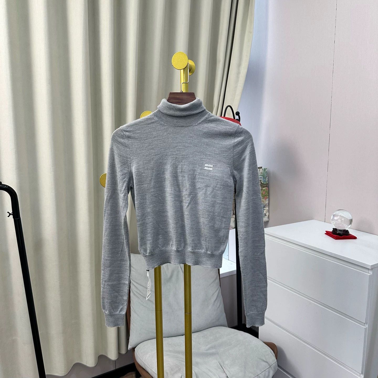 Miu Miu gray turtleneck logo sweater by miu miu Size US M / EU 48-50 / 2 - 1 Thumbnail