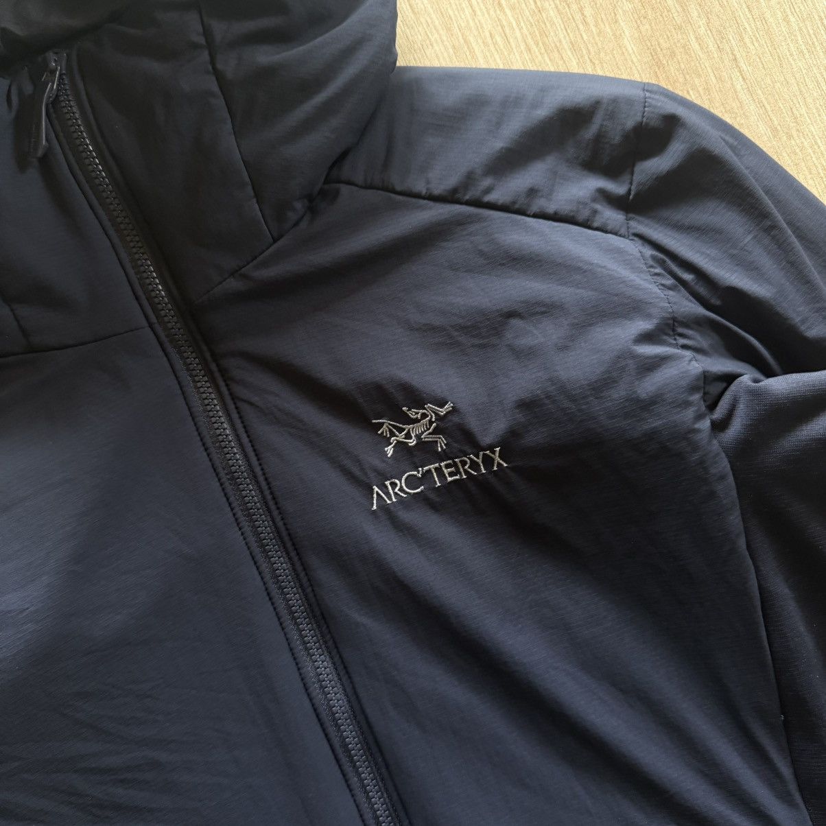 Arc'teryx Arc’teryx Atom LT Hoody Women’s Navy Size M / US 6-8 / IT 42-44 - 4 Thumbnail