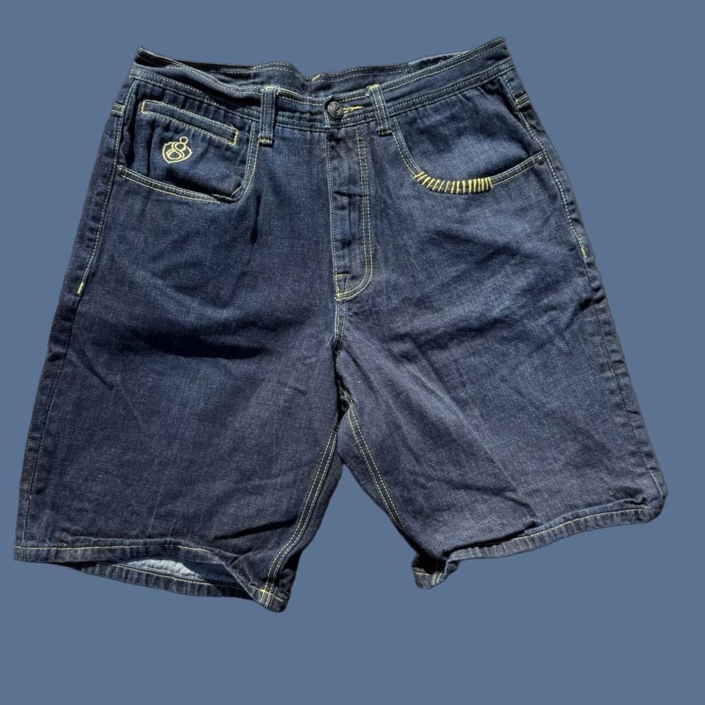 Vintage VINTAGE Eight 732 Denim Shorts Mens 38 Embroidered Patch 90s Baggy Relaxed Cargo Size US 38 / EU 54 - 1 Thumbnail