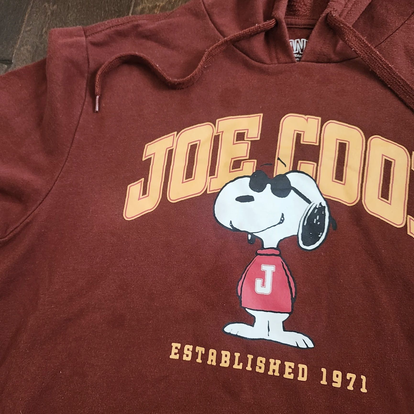 Peanuts Peanuts Snoopy Joe Cool Hoodie Mens Medium Maroon Pullover Cartoon Gift Ideas Socks? Size US M / EU 48-50 / 2 - 4 Thumbnail