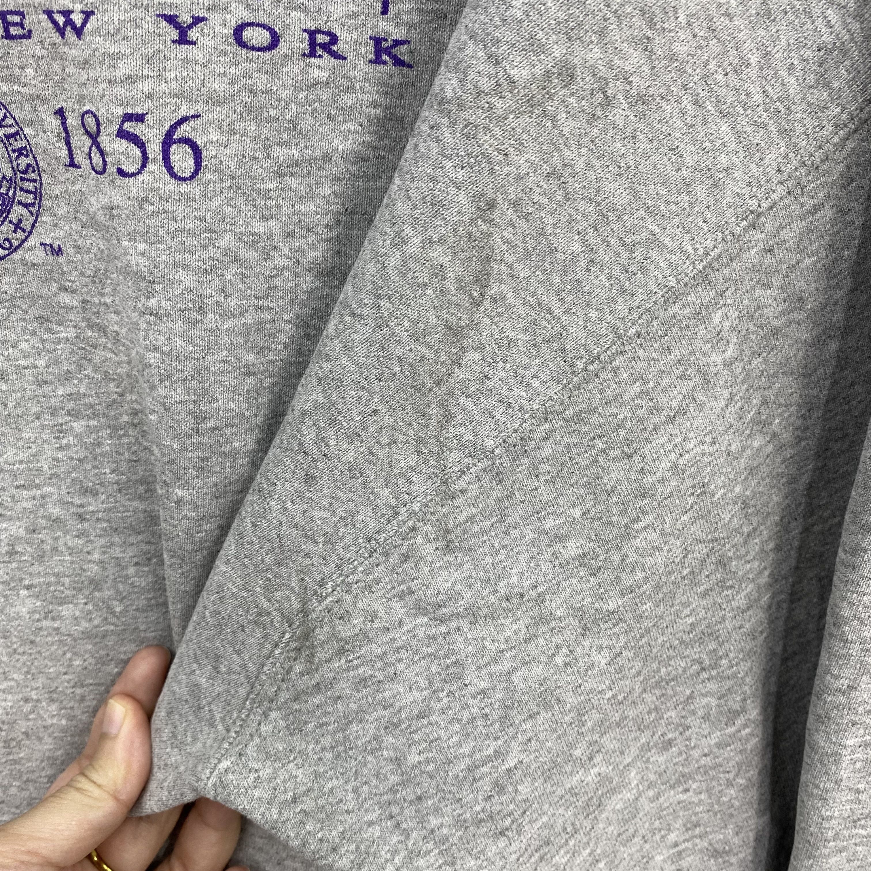 Jansport Vintage Y2K Distressed Jansport Sweater Niagara University Size US XL / EU 56 / 4 - 9 Thumbnail