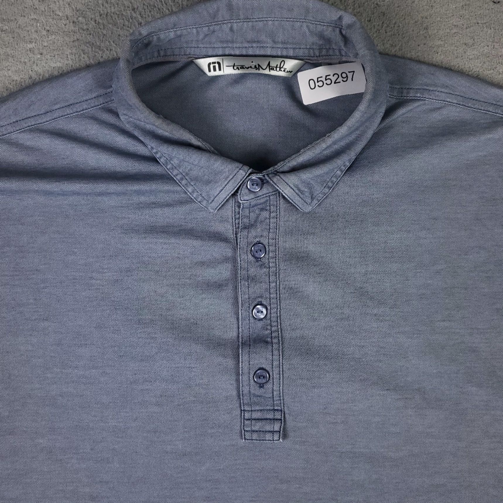 TravisMathew Travis Mathew Polo Shirt Mens XL Blue Solid Activewear Casual Golf Short Sleeve Polo Size US XL / EU 56 / 4 - 2 Thumbnail