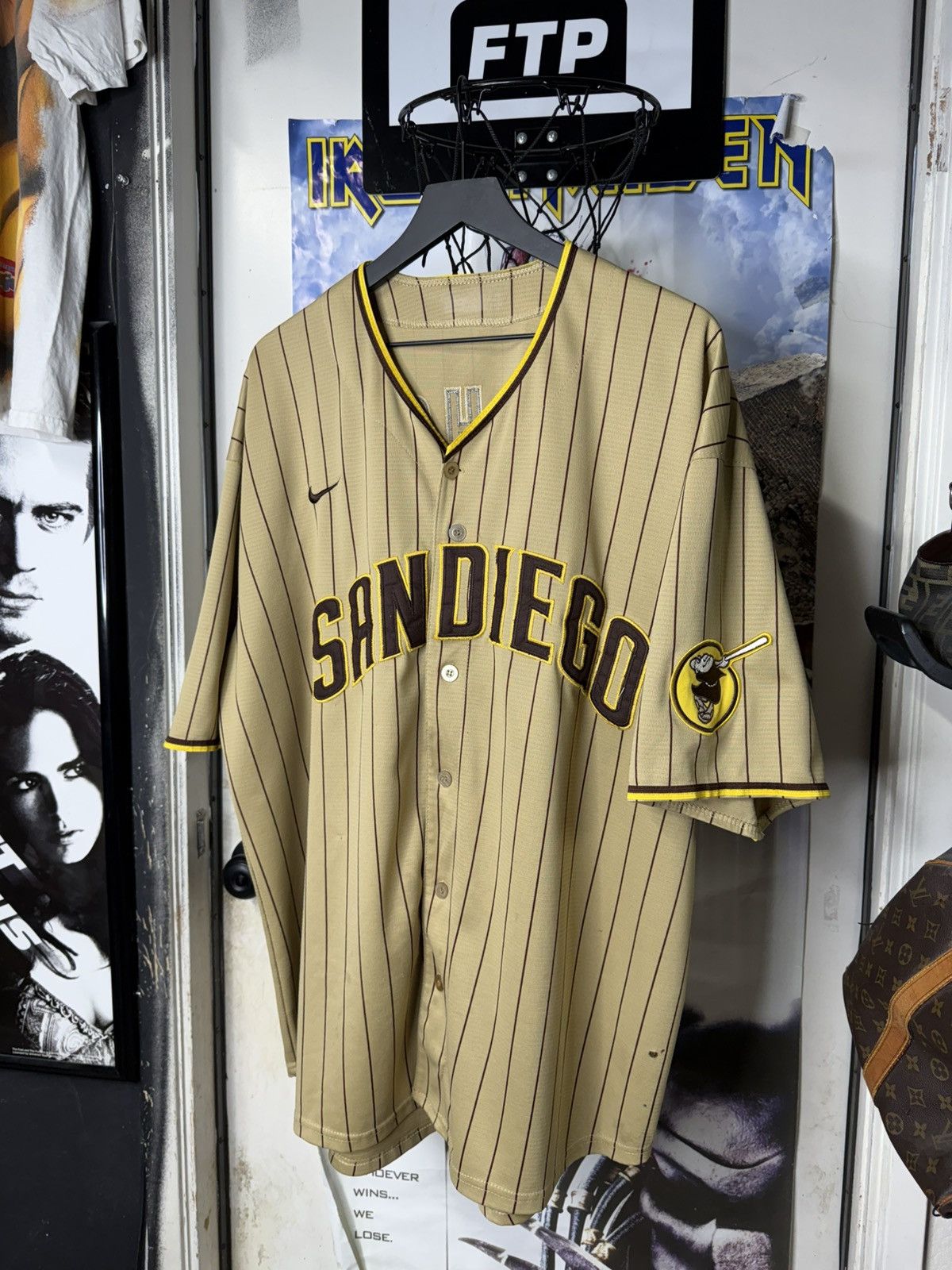 Nike San Diego Padres Manny Machado Nike Jersey Size XLarge Size US XL / EU 56 / 4 - 1 Thumbnail