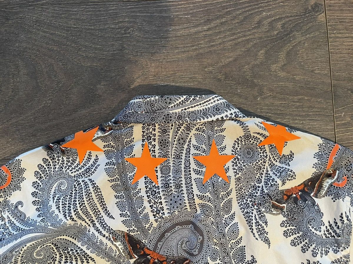Givenchy Givenchy SS2015 Moth Button up Size US M / EU 48-50 / 2 - 4 Thumbnail