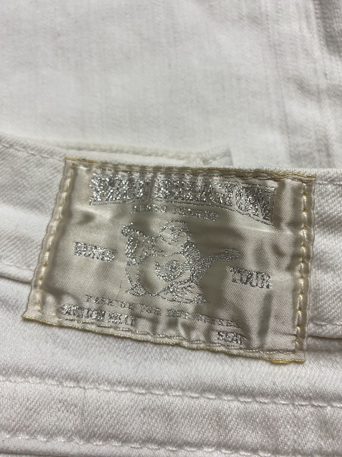 True Religion True Religion BILLY silver crystal buttons white denim jeans Size 26" / US 2 / IT 38 - 7 Thumbnail