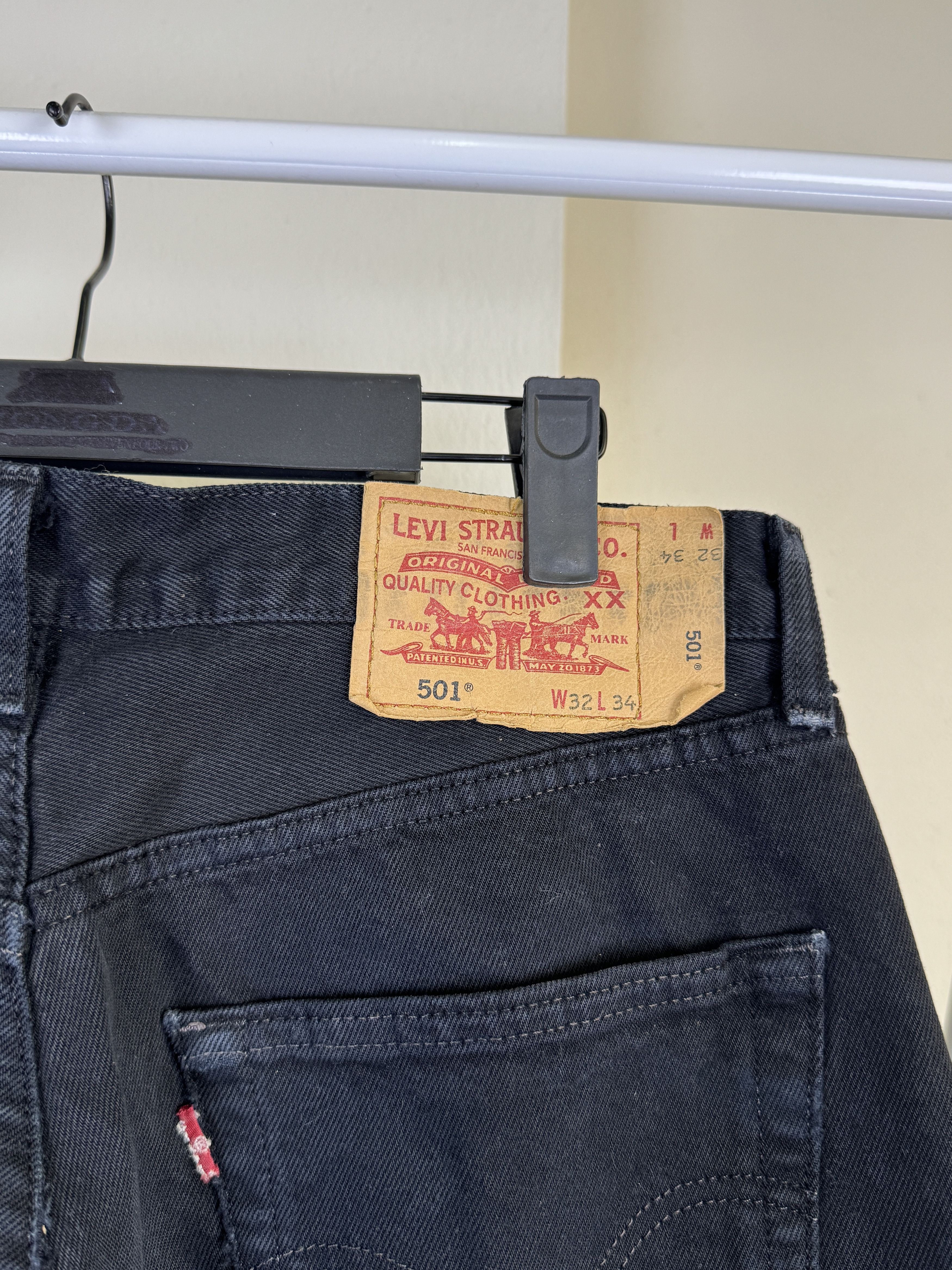 Levi's Levis 501 Jeans 32x34 (black) Made in Turkey in 2004 Size US 32 / EU 48 - 3 Thumbnail