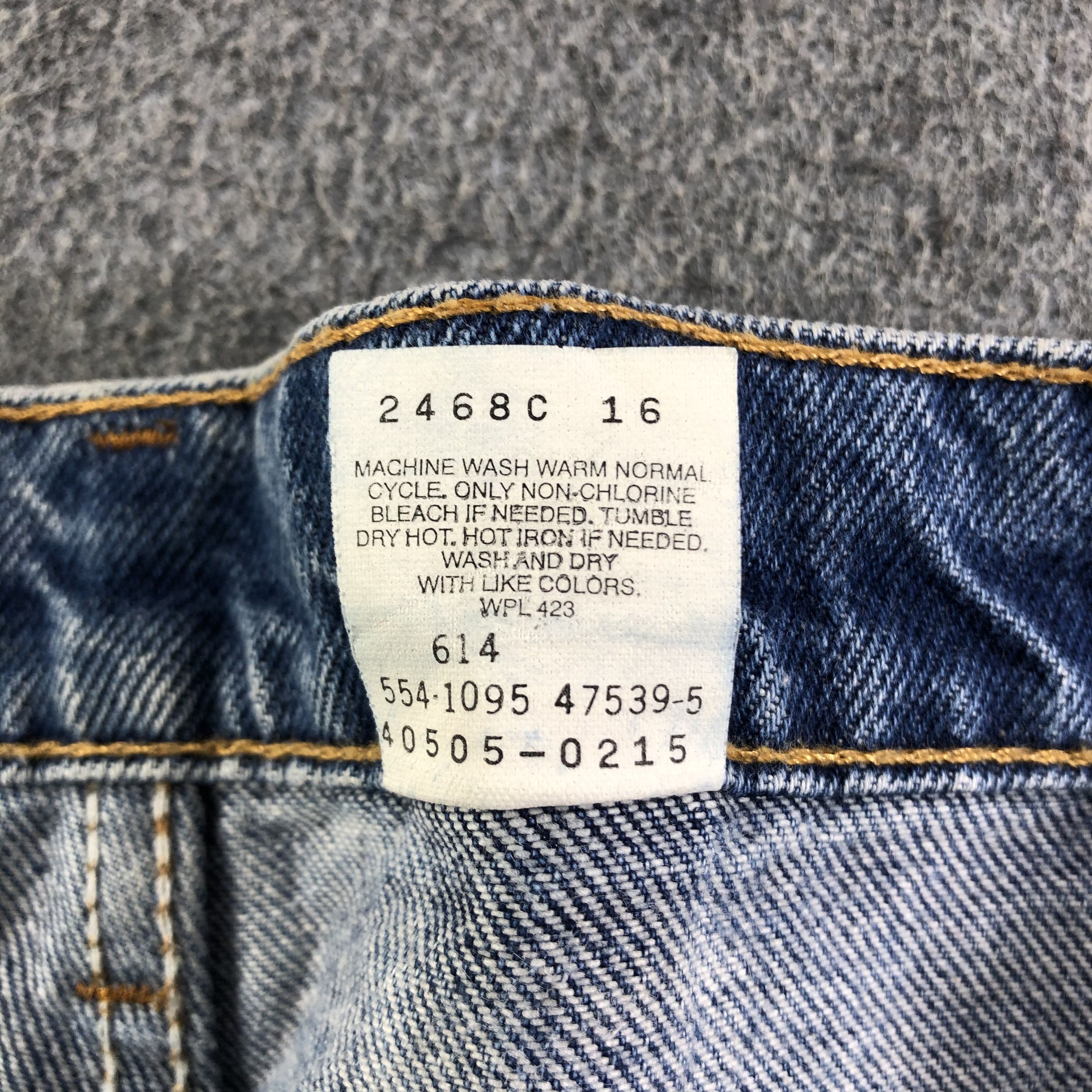 Levi's Vintage 90s Blue Wash Levis 505 Orange Tab Jeans-J2995 Size US 30 / EU 46 - 10 Thumbnail