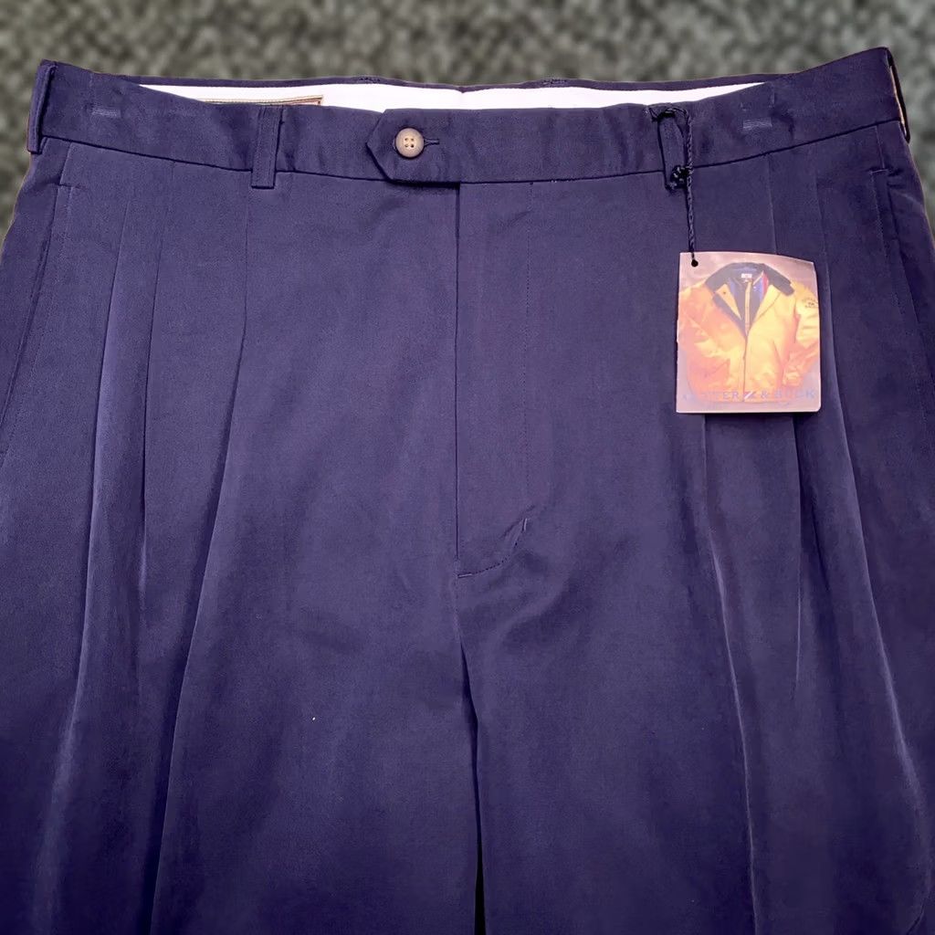 Vintage VINTAGE NAVY Cutter & Buck Pants 38 Mens Blue Pleated Dress Pants Classic Straight Inseam 35 Unhemmed New Size US 38 / EU 54 - 1 Thumbnail