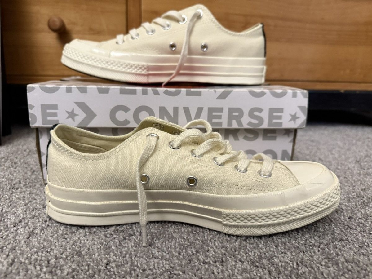 Comme des Garcons PLAY × Converse Chuck Taylor All Star One Heart Low Tops Size US 6 / EU 39 - 2 Thumbnail