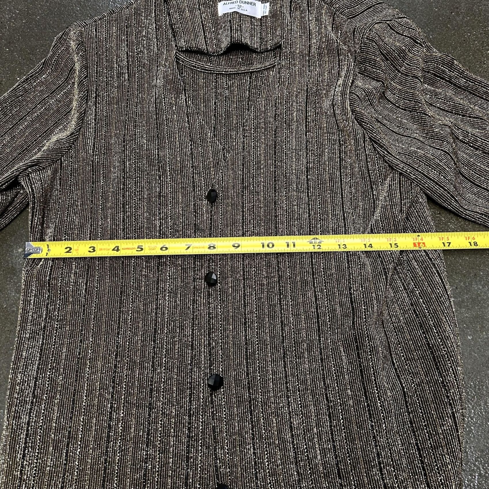 Vintage VINTAGE Alfred Dunner Cardigan Sweater Womens 12 Gold Striped Knit Button Long Sleeve Scoop Neck Metallic Size XL / US 12-14 / IT 48-50 - 5 Thumbnail