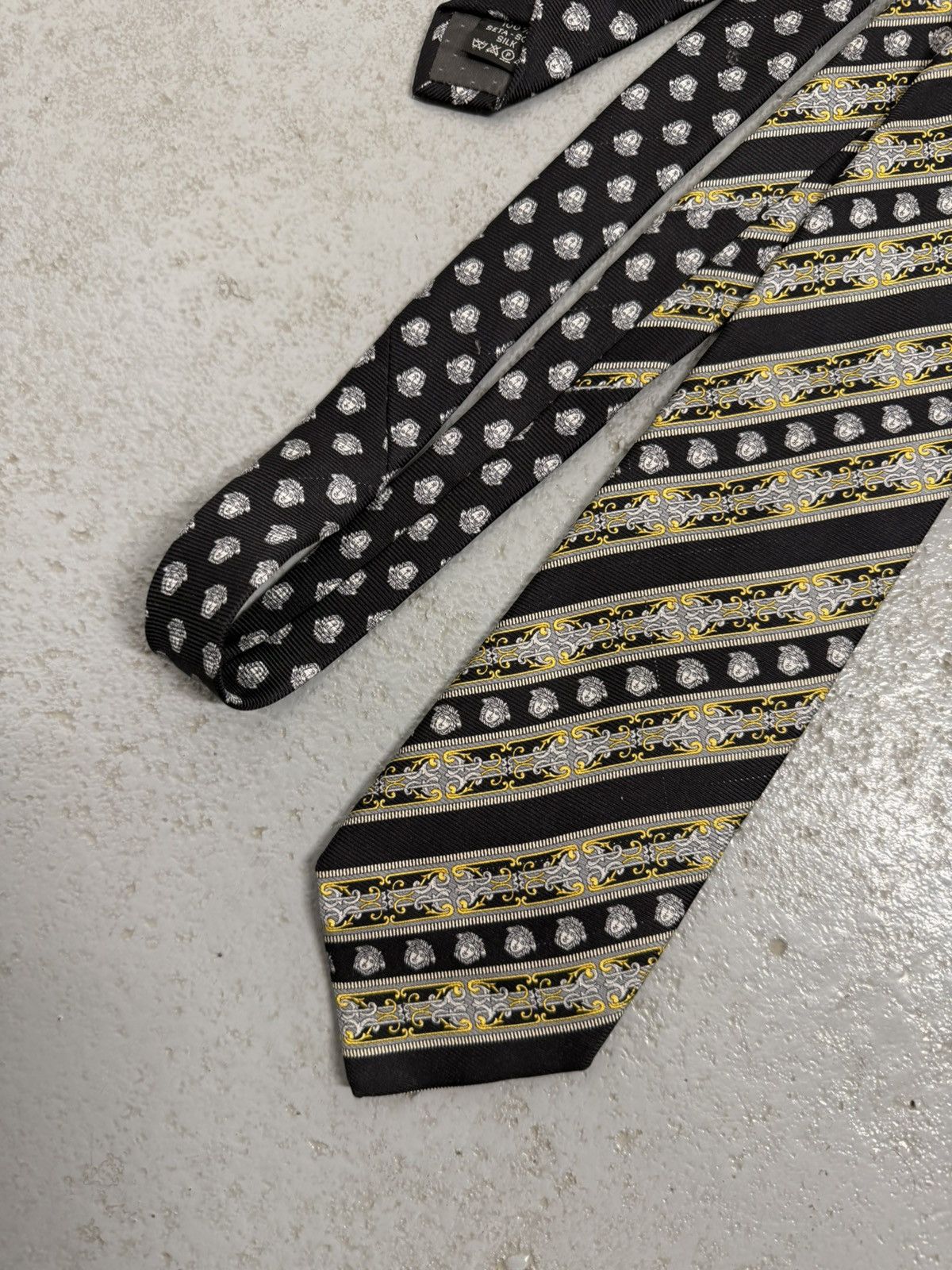 Versace Gianni Versace Tie Size ONE SIZE - 2 Thumbnail
