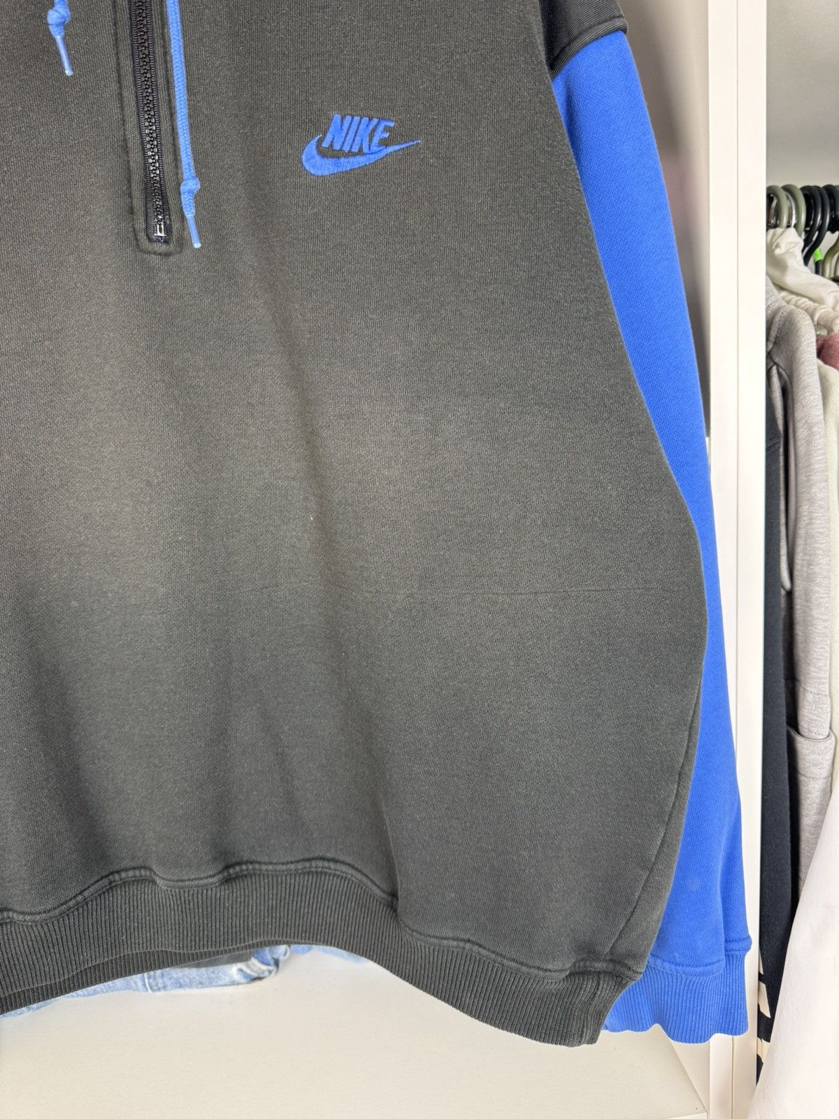 Nike Vintage Nike Premier Big Logo Faded Distressed Sweatshirt Size US L / EU 52-54 / 3 - 13 Thumbnail