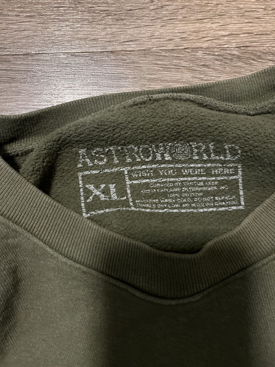 Travis Scott Travis Scott Astroworld Tour Skipping Bear Crewneck Size US XL / EU 56 / 4 - 5 Thumbnail