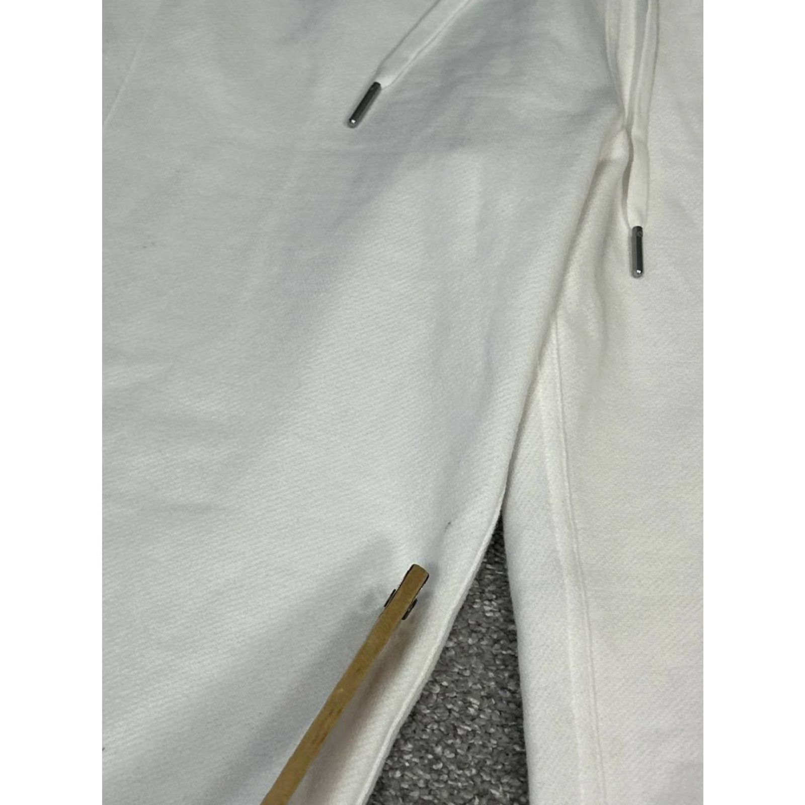Lululemon Lululemon Scuba Jogger Pants Womens 6 White Cotton Stretch Logo Athleisure 90s? Size 28" / US 6 / IT 42 - 3 Thumbnail