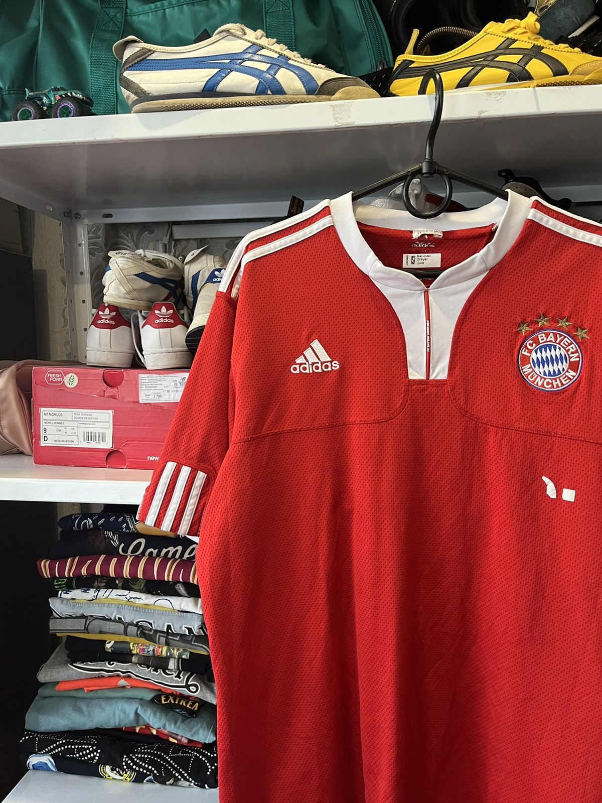 Adidas ADIDAS FC Bayern Munchen Mens Football Shirt Jersey Red Size US L / EU 52-54 / 3 - 3 Thumbnail