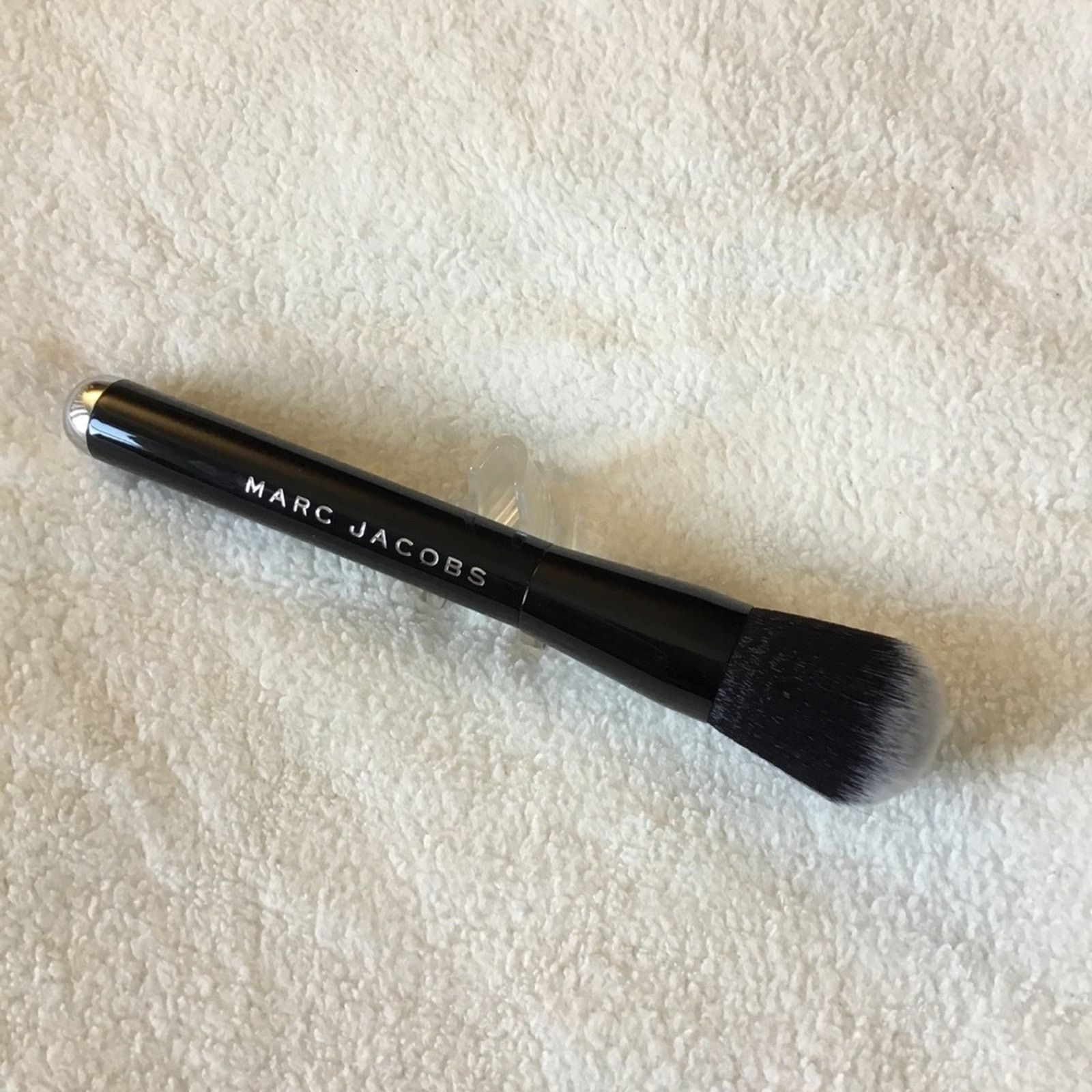 Marc Jacobs Marc Jacobs Black The Face I Liquid Foundation Brush. Size ONE SIZE - 2 Thumbnail