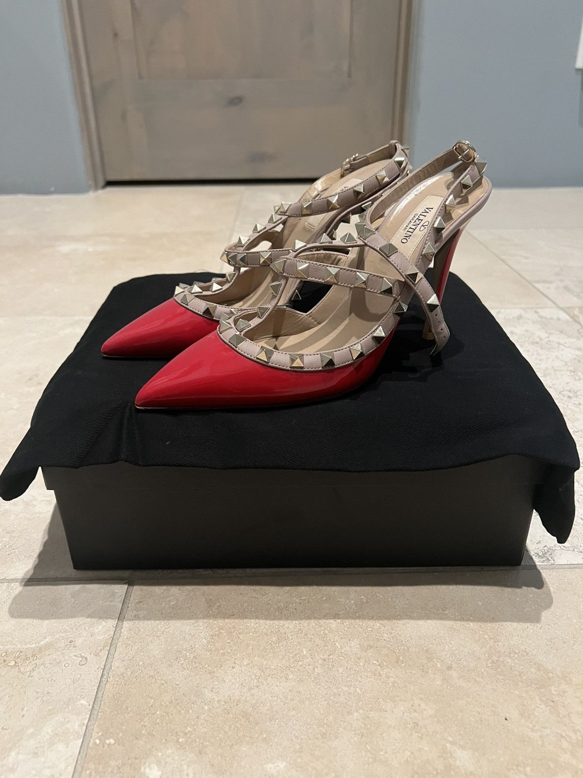 Valentino Rockstud heels Size US 8 / IT 38 - 1 Thumbnail