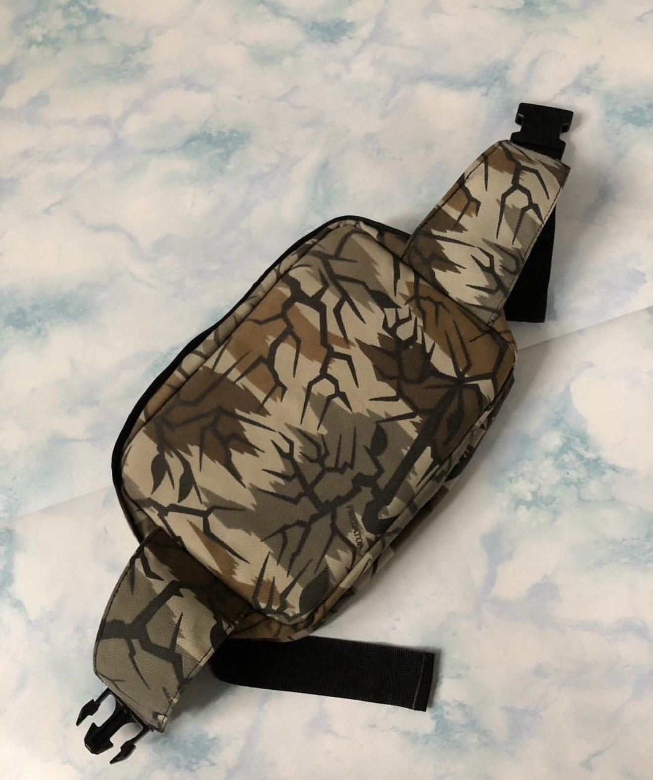 Supreme × Vintage Supreme 1997 Predator Waistbag Size ONE SIZE - 1 Thumbnail