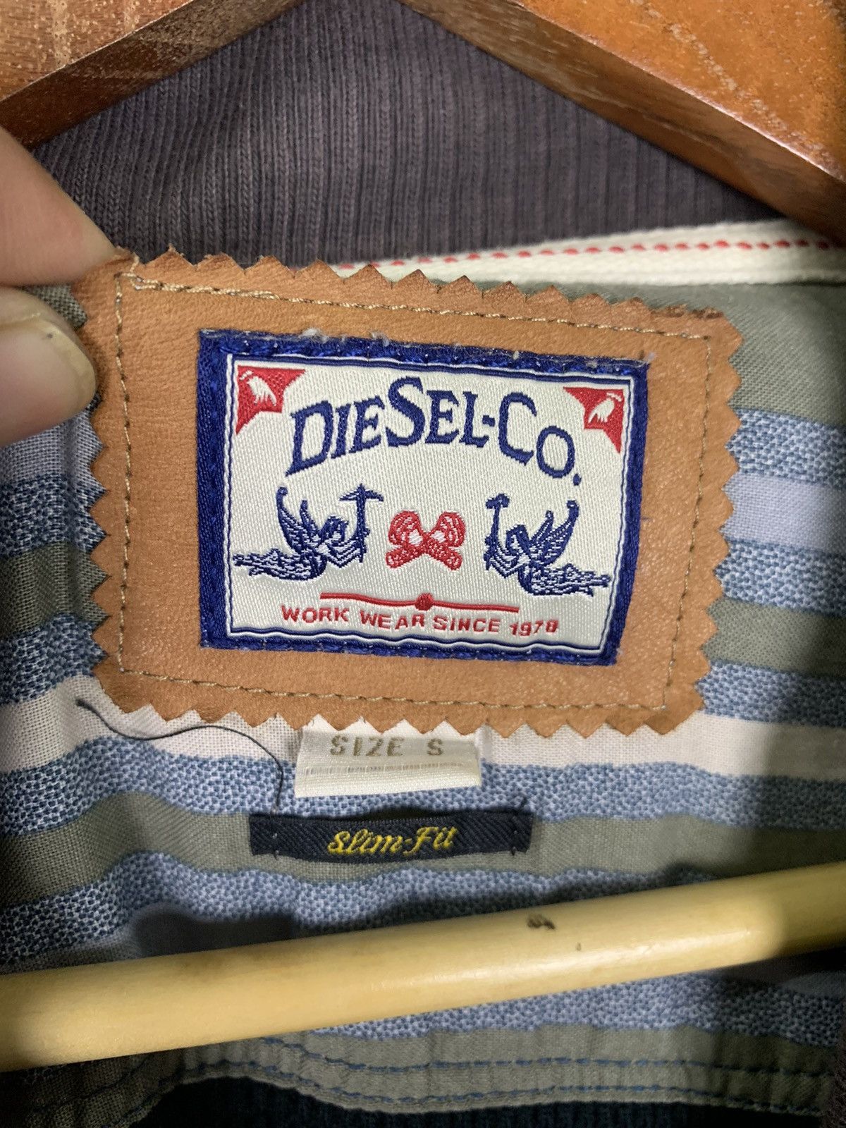 Diesel Vintage Diesel buttons Jacket Size US S / EU 44-46 / 1 - 9 Thumbnail
