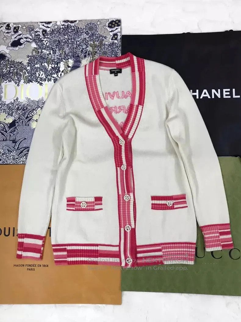 Chanel Chanel 19 Early Spring Cashmere Cardigan Coat. Size US S / EU 44-46 / 1 - 1 Thumbnail