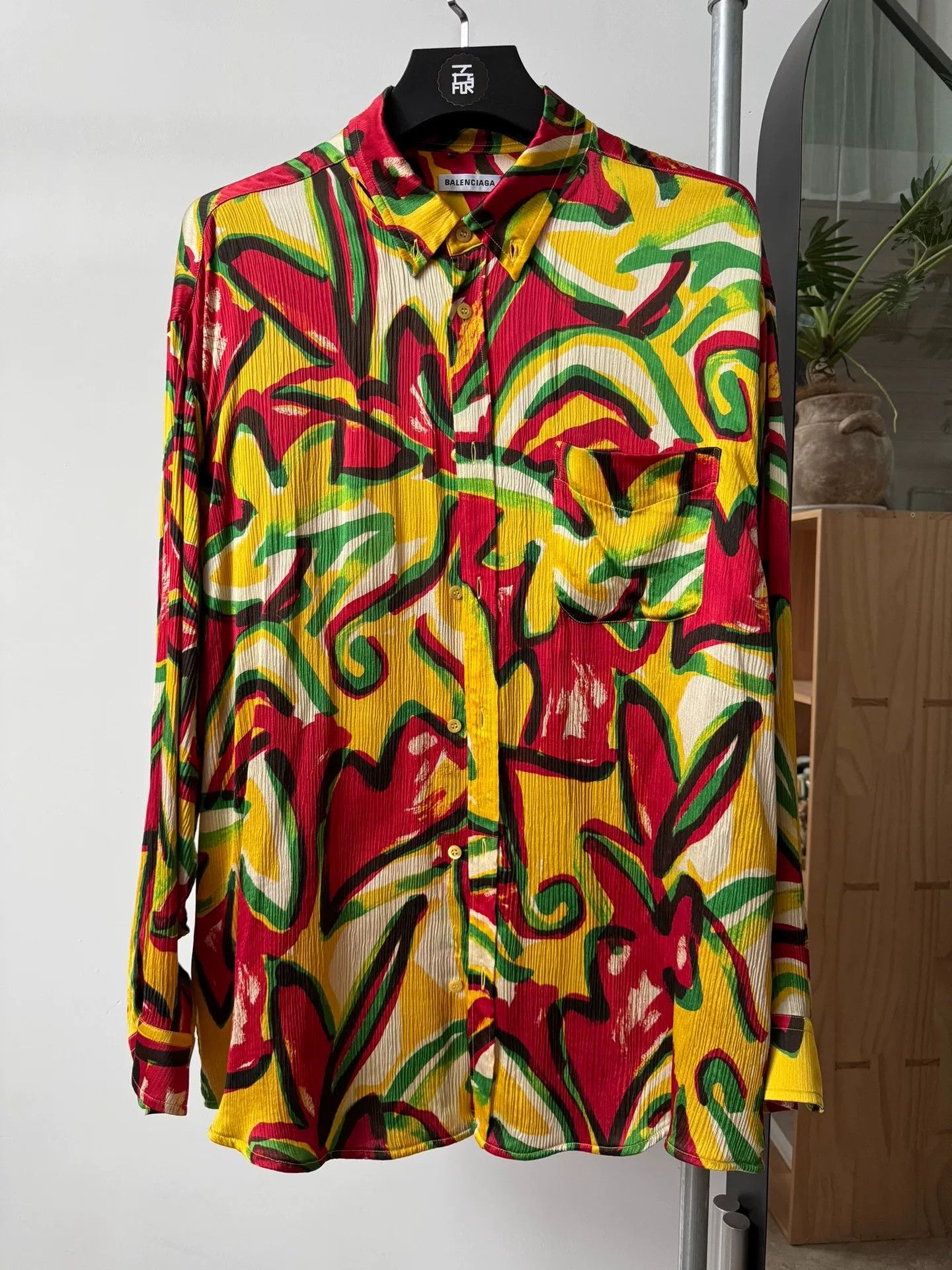 Balenciaga Balenciaga AW18 Silk Shirt with Pleats Size XS / US 0-2 / IT 36-38 - 1 Thumbnail