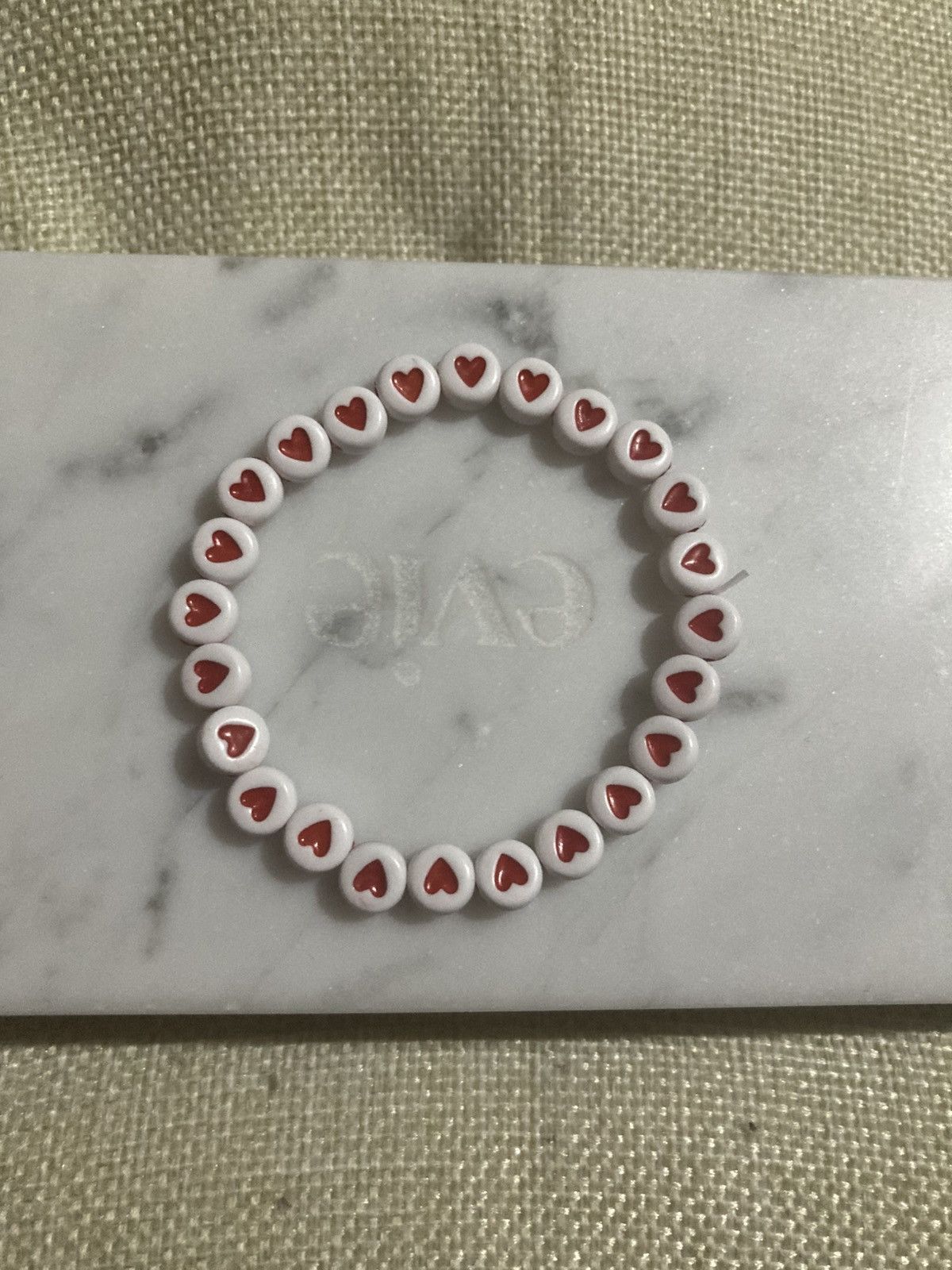 Other Red heart themed beaded bracelet Size ONE SIZE - 1 Preview