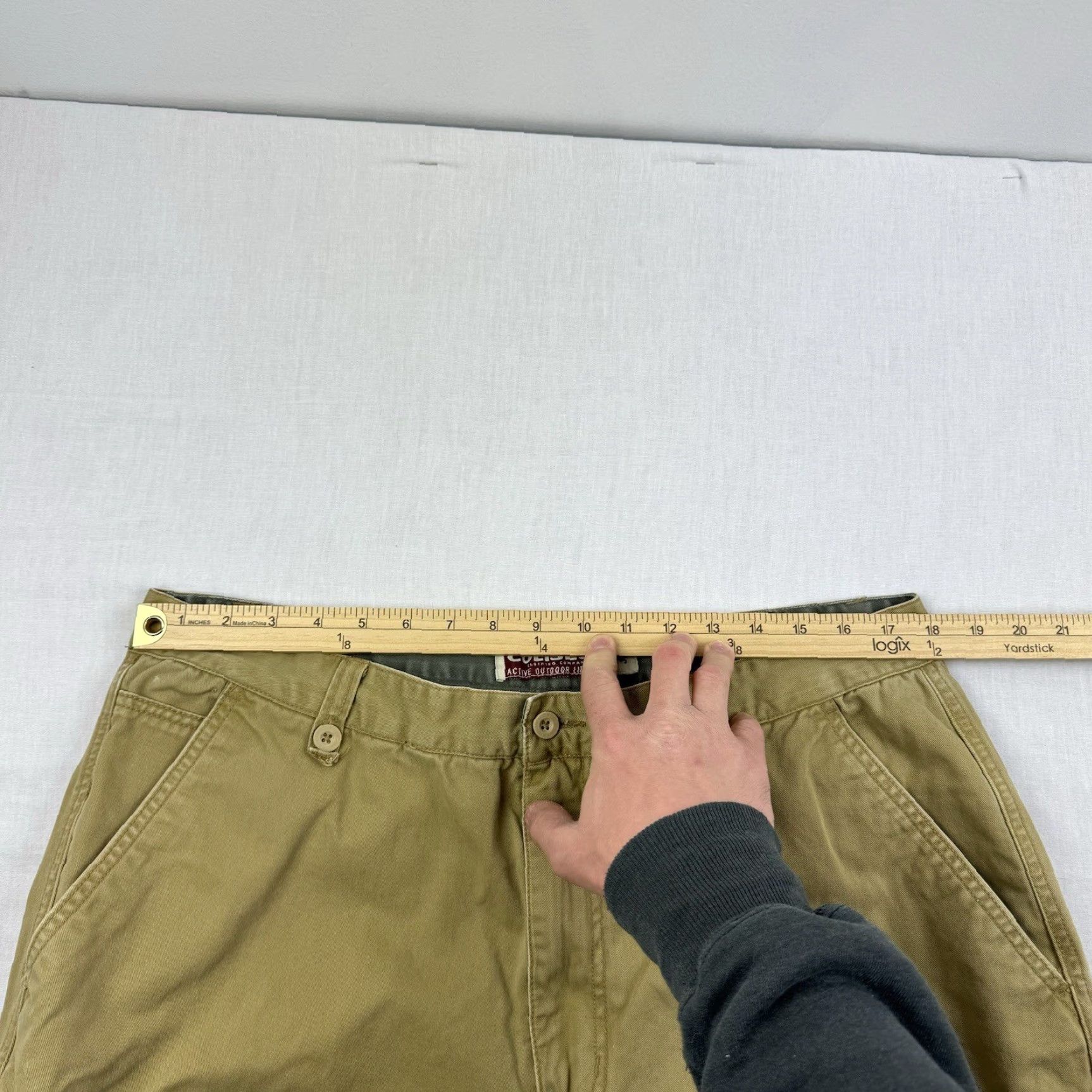 Vintage VINTAGE Coliseum Cargo Shorts Men 38 Tan Brown Cargo Style American Y2K Baggy 90s Skater Casual Mens Size US 38 / EU 54 - 4 Thumbnail