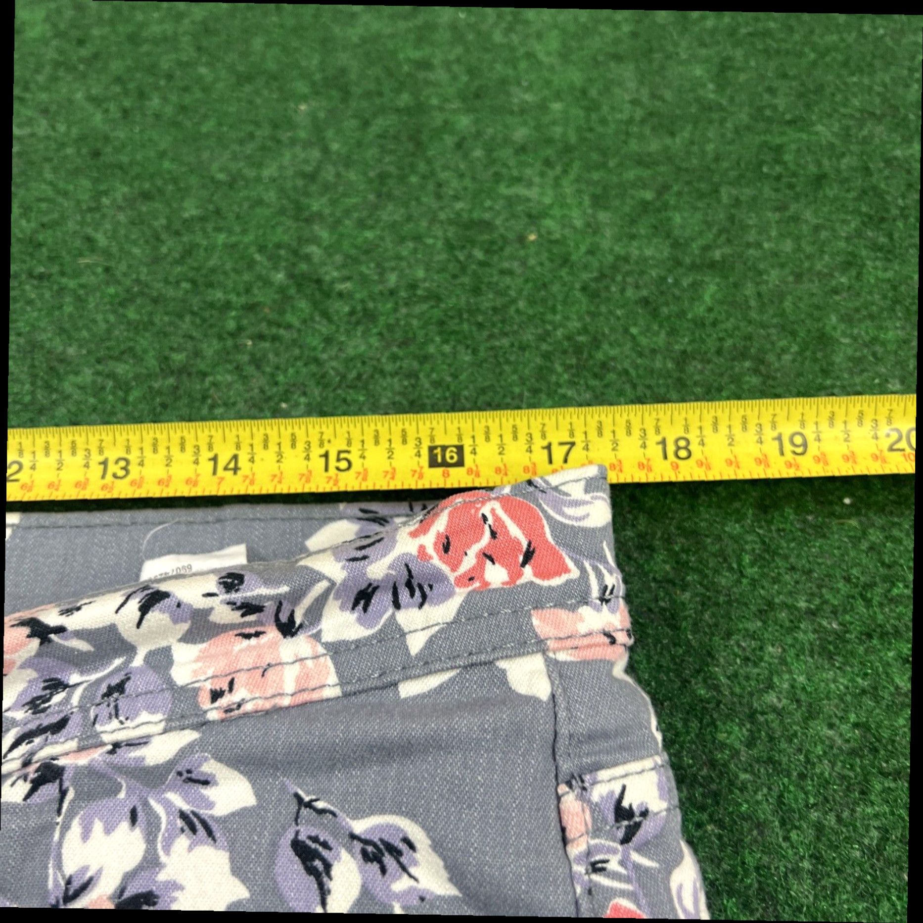 Lee Lee Natural Fit Cropped Capri Pants Women Sz 14 Medium Flowers Straight Leg Size 36" / US 14 / IT 50 - 5 Thumbnail