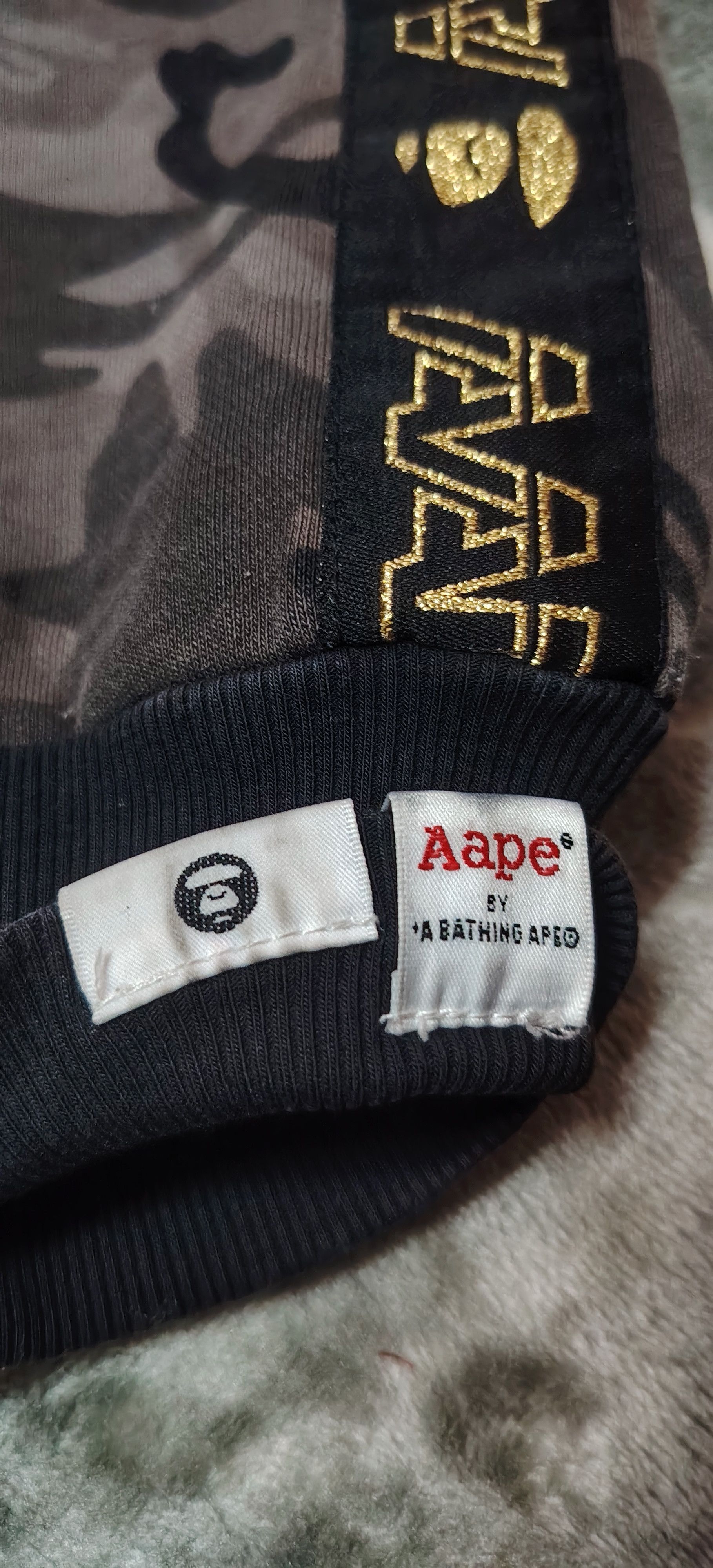 Aape AAPE By A Bathing Ape 2018 CNY Universe Camo Sweatshirt Size US XL / EU 56 / 4 - 8 Thumbnail