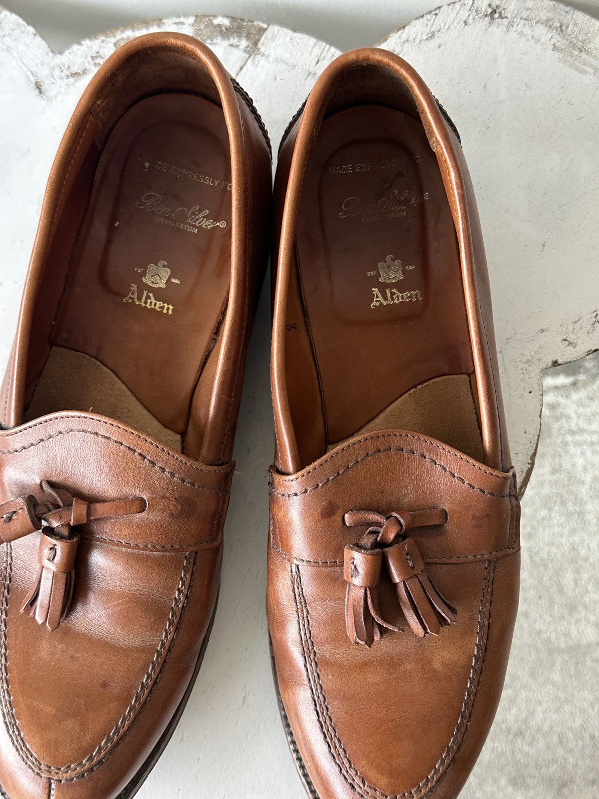 Alden Alden Tassle loafers warm brown size 10 Size US 10 / EU 43 - 4 Thumbnail