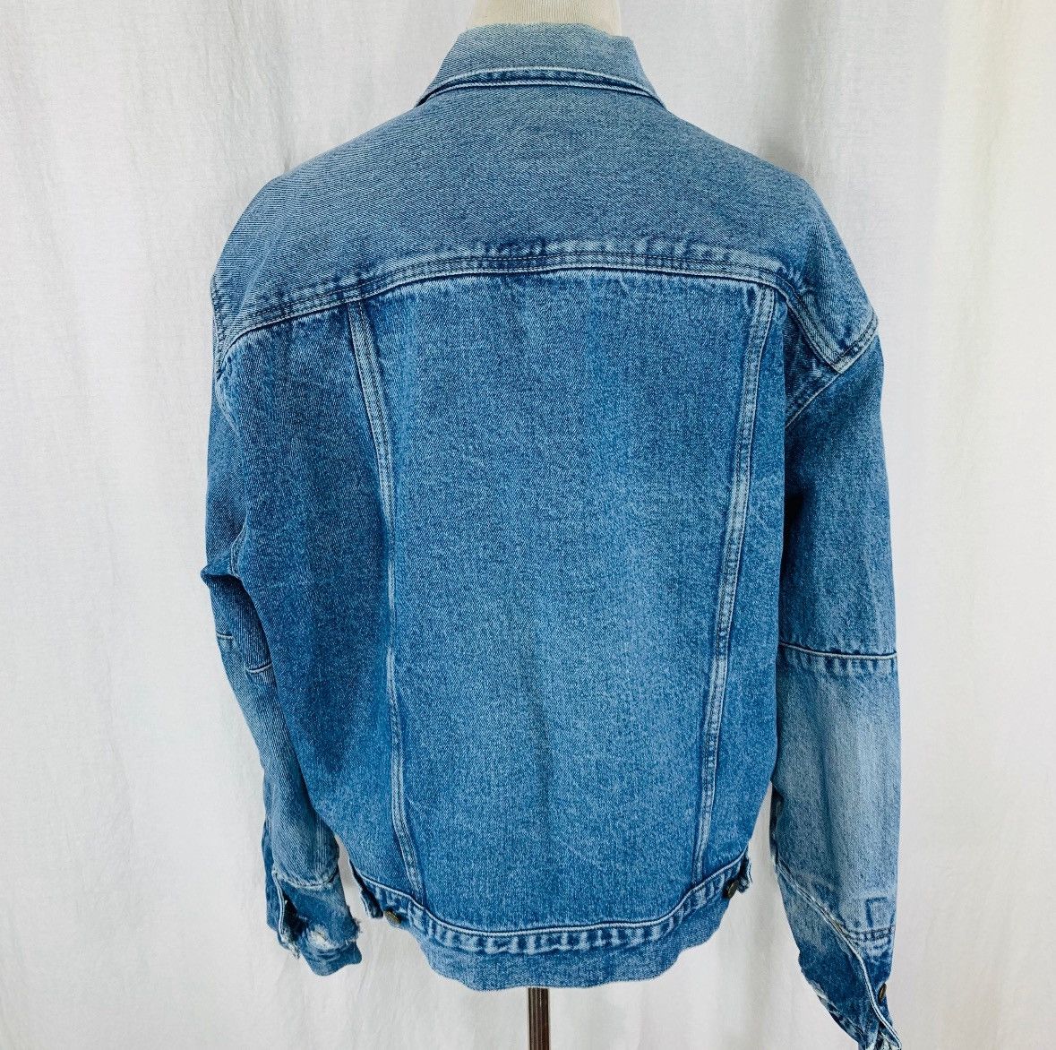 Calvin Klein Vintage Calvin Klein Denim Jacket w/ Natural Fade (XL) Size US XL / EU 56 / 4 - 3 Thumbnail