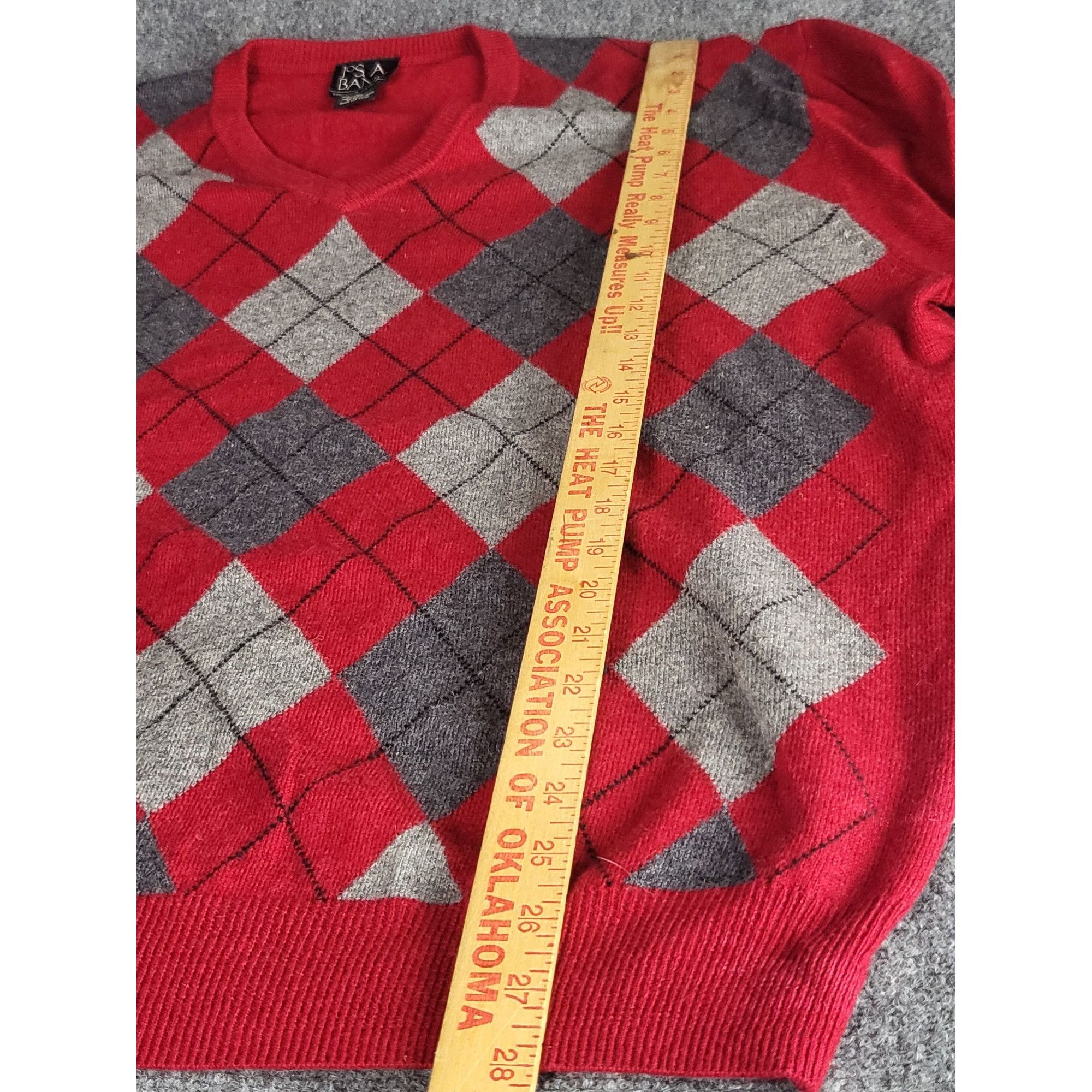 Jos. A. Bank Jos. A Bank Lambswool Blend Argyle Crewneck Sweater Mens L R Size US L / EU 52-54 / 3 - 3 Thumbnail
