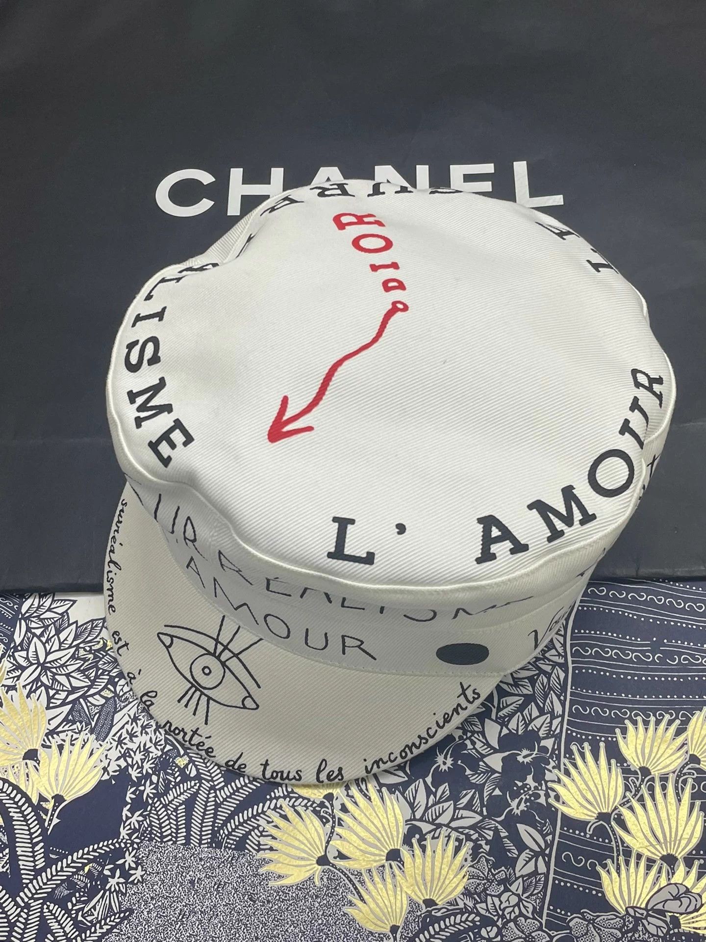 Dior Dior White Graffiti Newsboy Cap Size 57 Size ONE SIZE - 1 Thumbnail