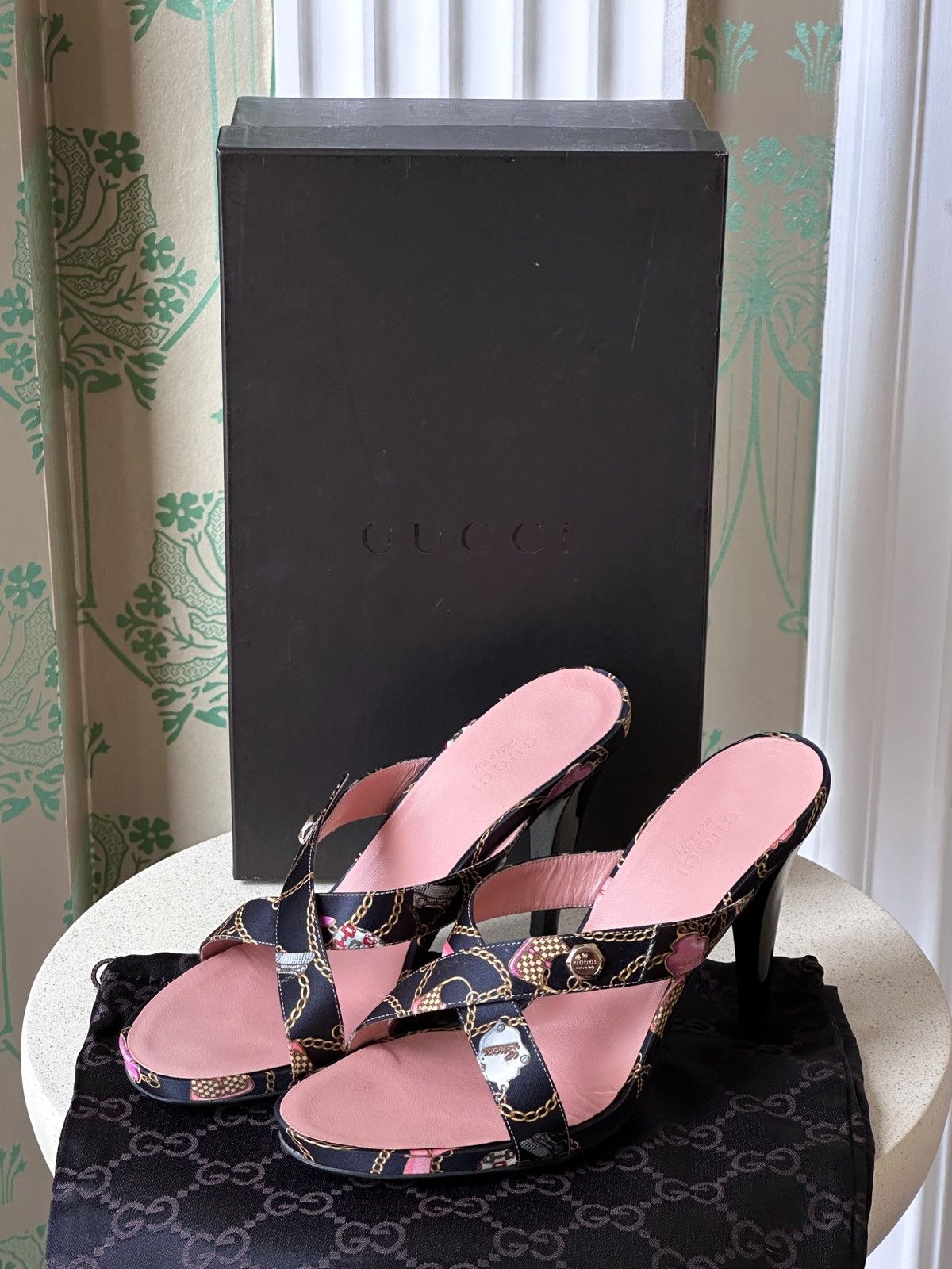Gucci GUCCI Satin Chain Cross Strap Black Pink Sandals 36,5/6,5 Size US 6.5 / IT 36.5 - 2 Thumbnail