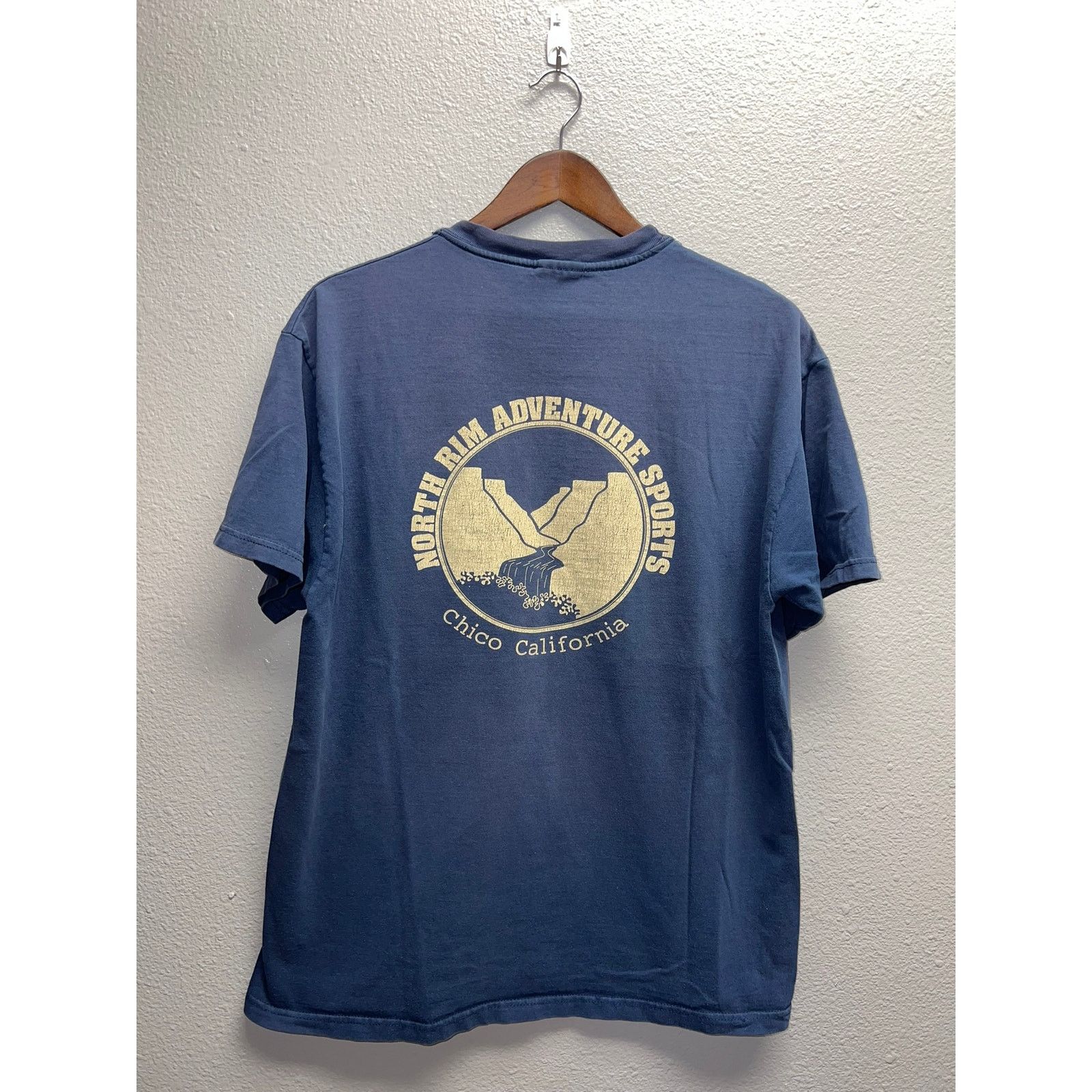 Hanes Vintage North Rim Adventure Sports Shirt Chico Blue 90s L Size US L / EU 52-54 / 3 - 1 Thumbnail