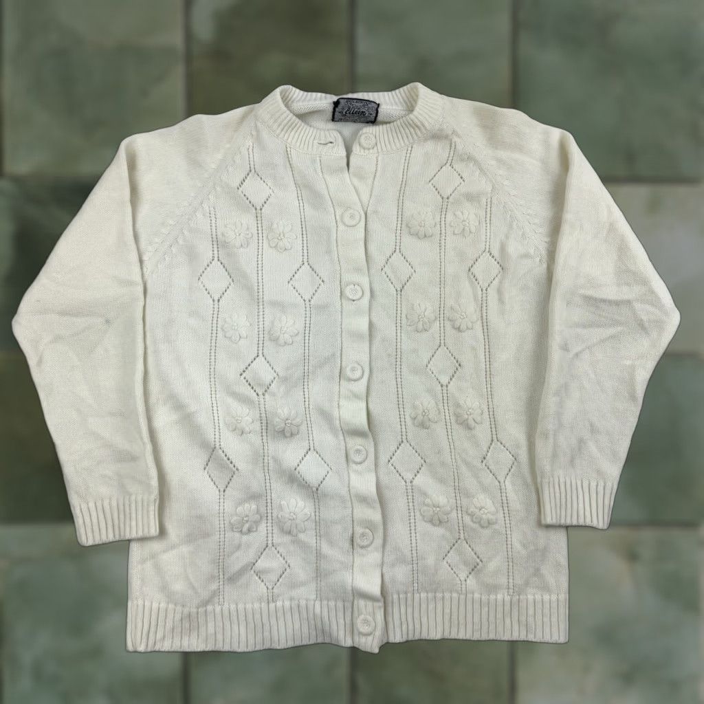 Vintage VINTAGE Eileen Cardigan Sweater Womens Large White Flowers Cute Fun Button Up Size L / US 10 / IT 46 - 1 Thumbnail